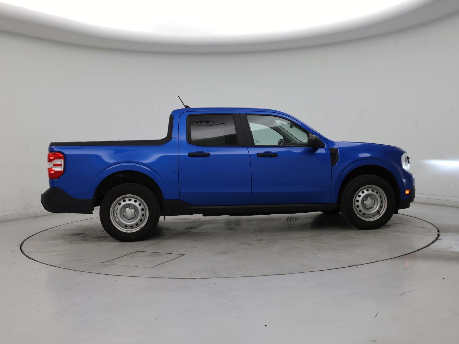 2022 Ford Maverick XL - Photo 8