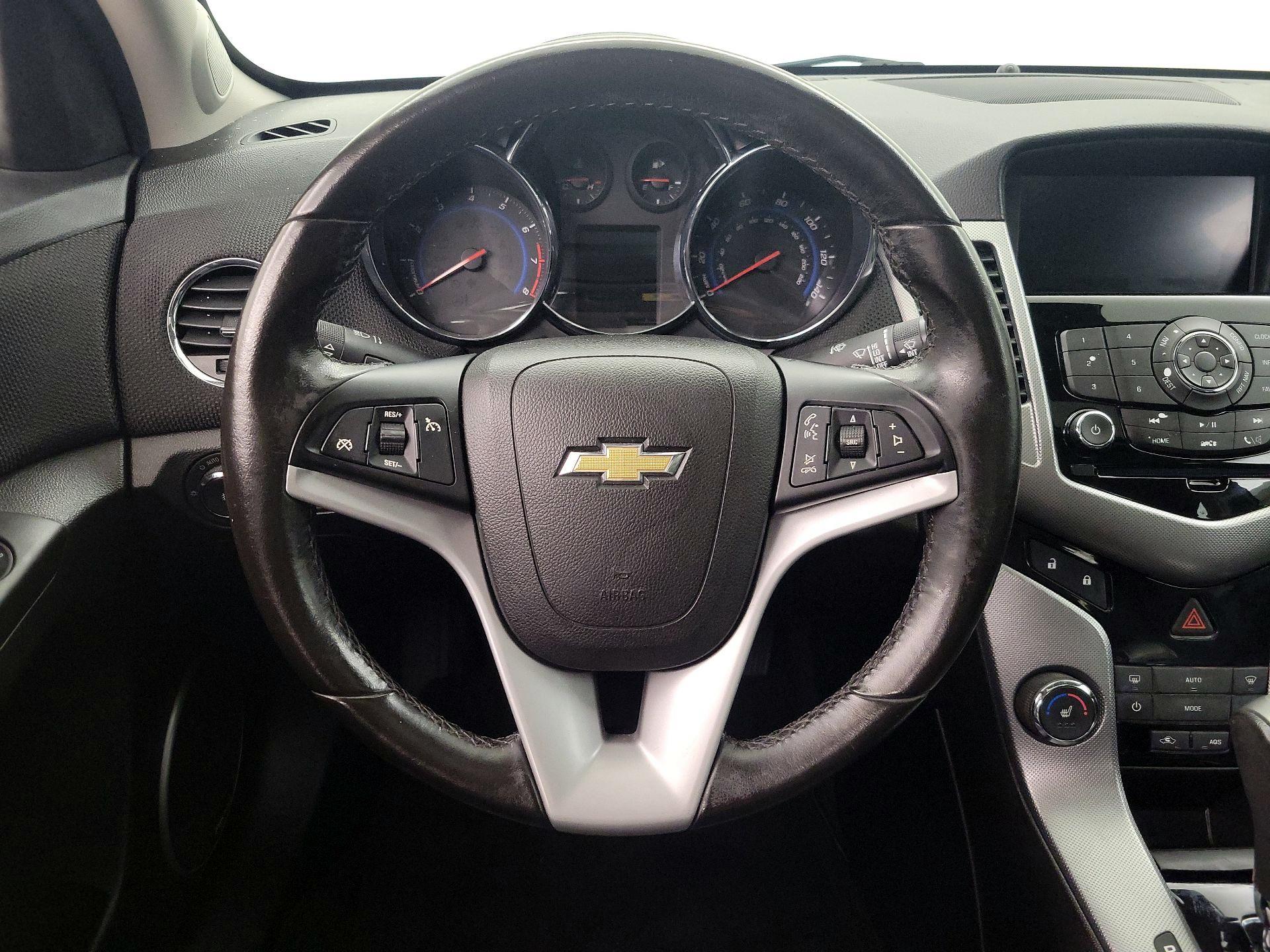 Thumbnail: 2015 Chevrolet Cruze - 10