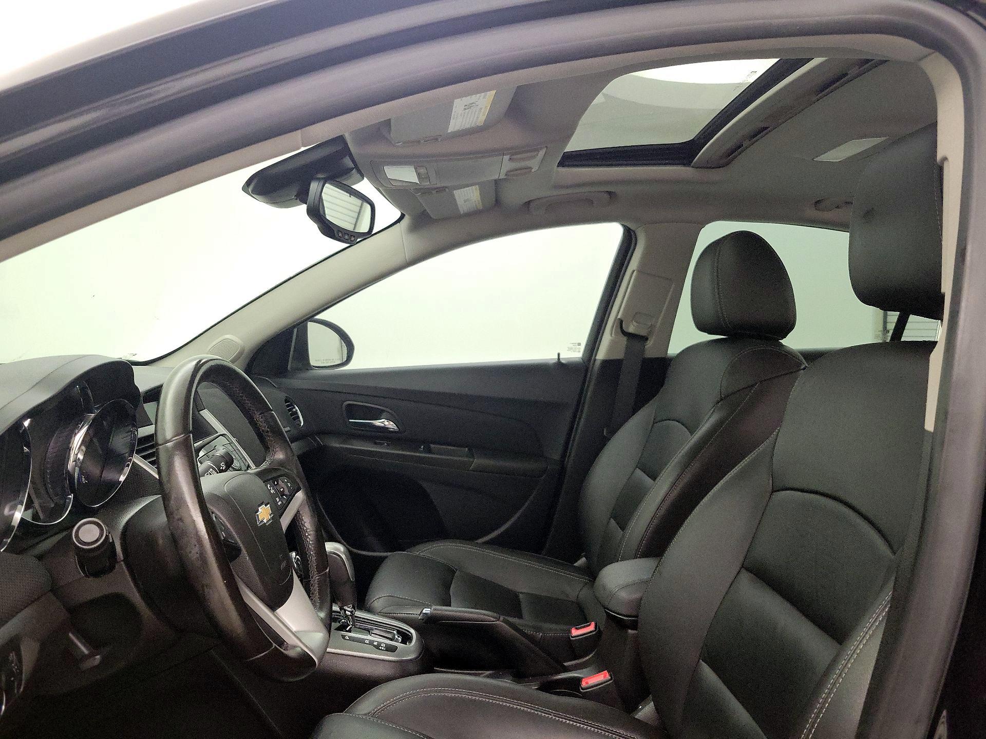 Thumbnail: 2015 Chevrolet Cruze - 19