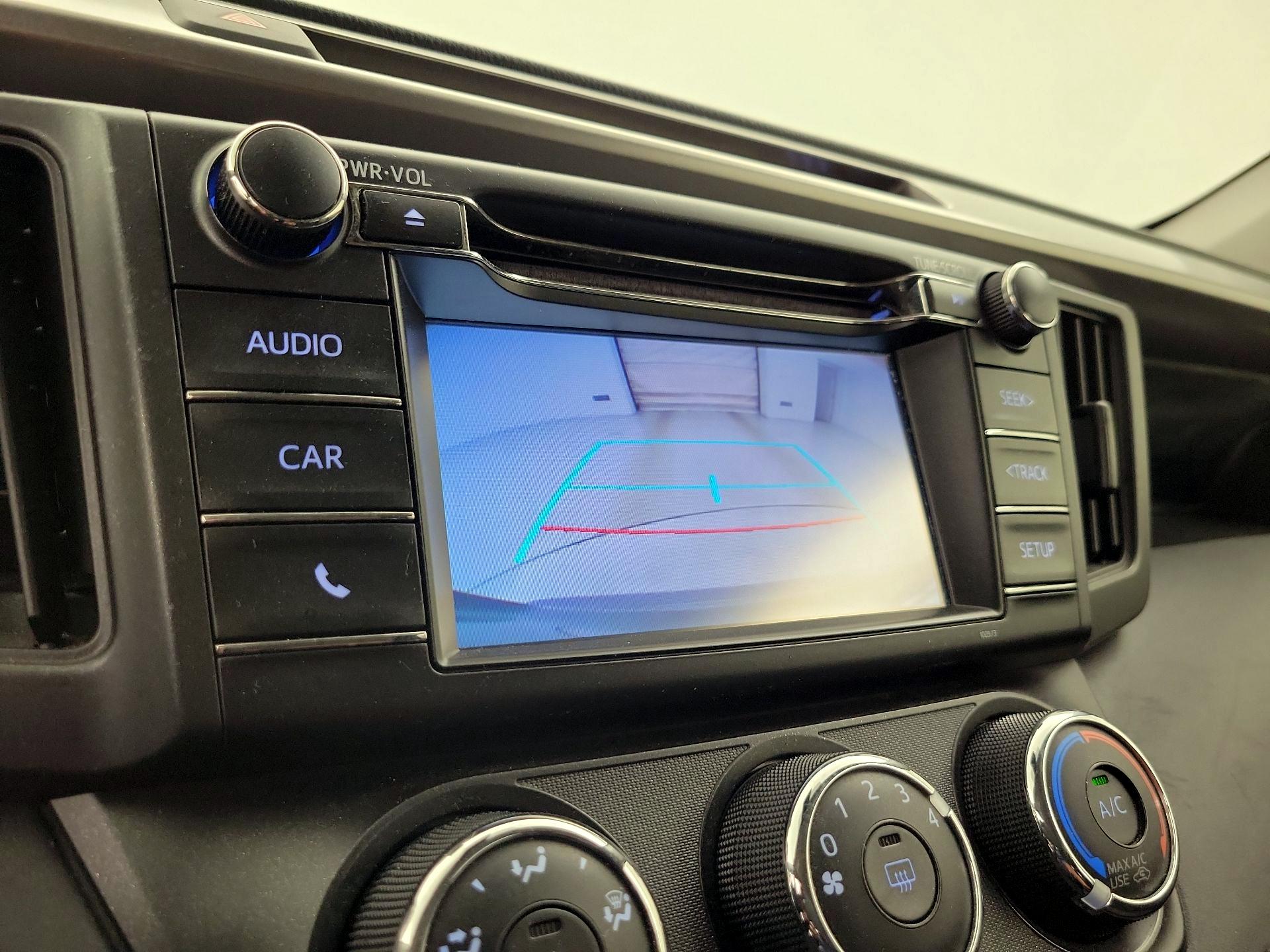 Thumbnail: 2017 Toyota RAV4 - 14