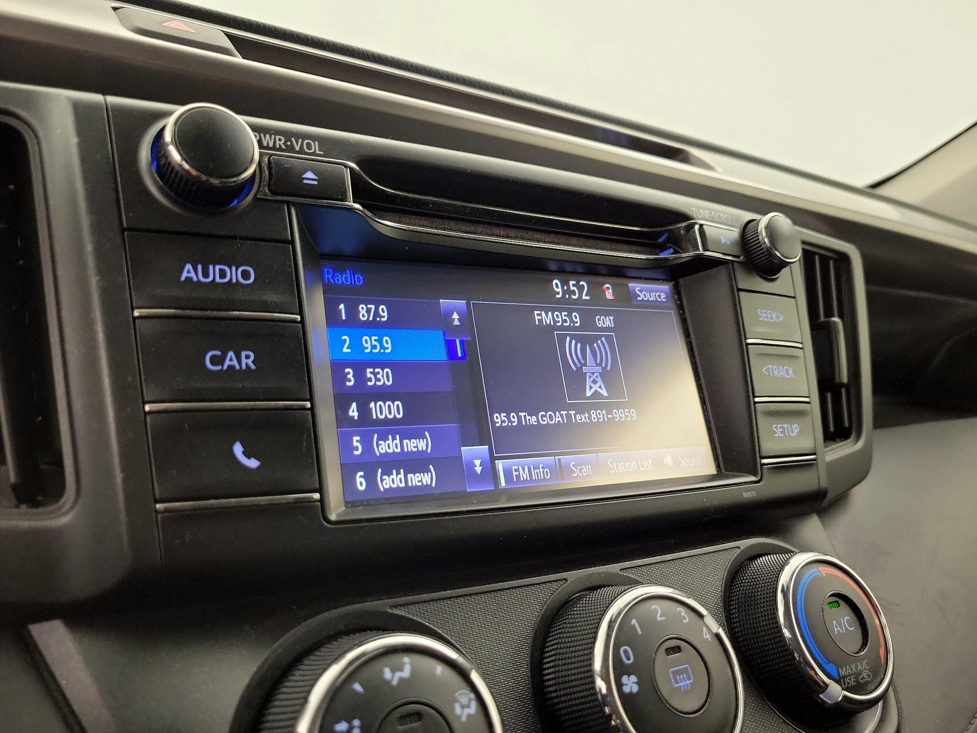 Thumbnail: 2017 Toyota RAV4 - 15