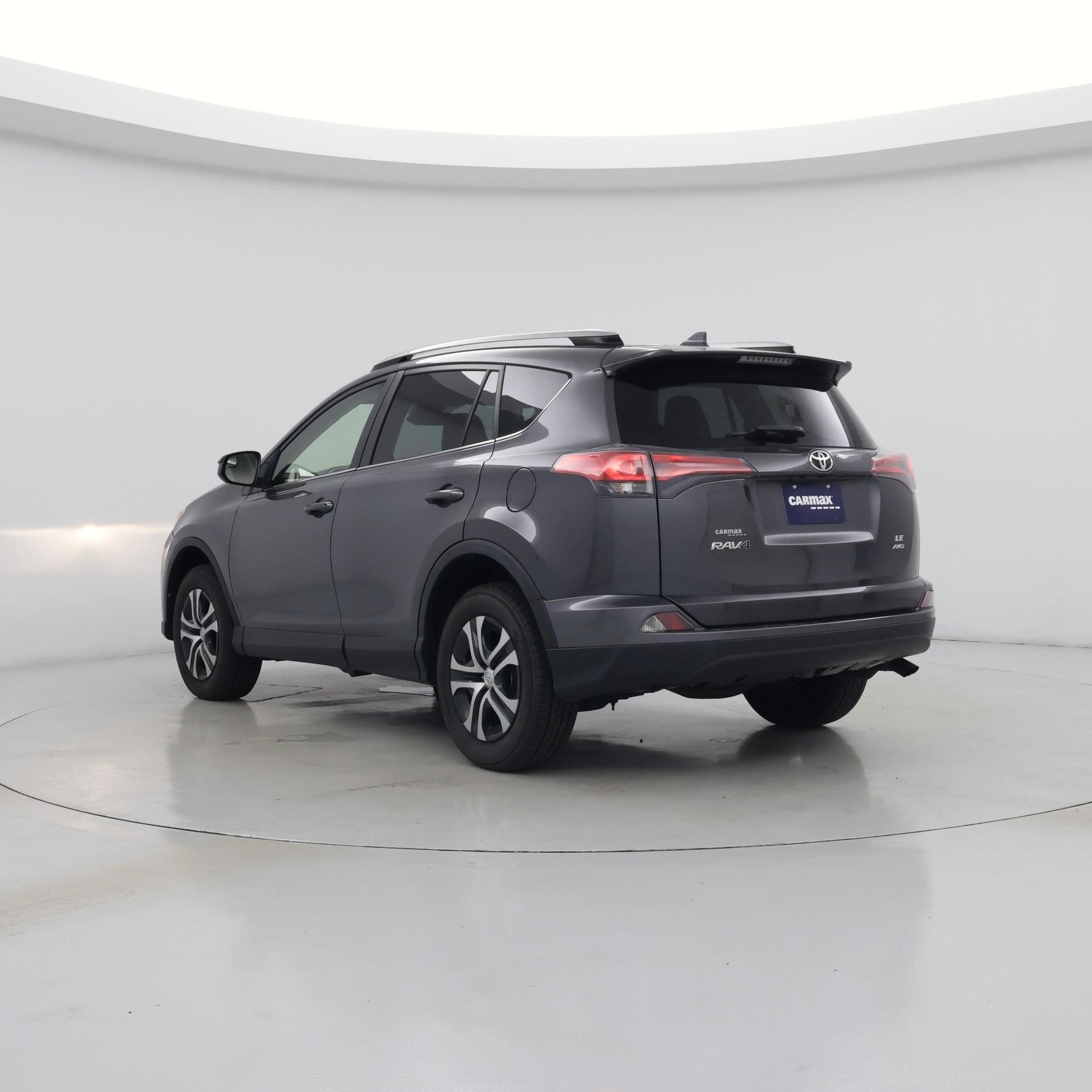 Thumbnail: 2017 Toyota RAV4 - 2
