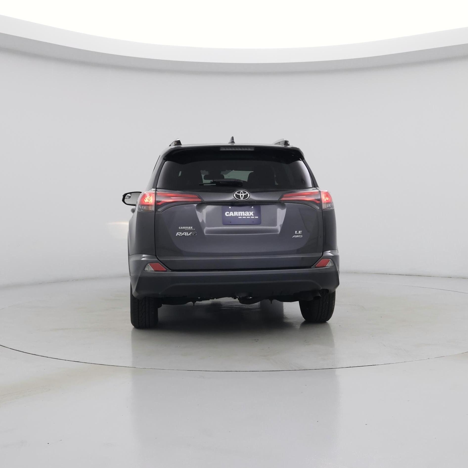 Thumbnail: 2017 Toyota RAV4 - 6