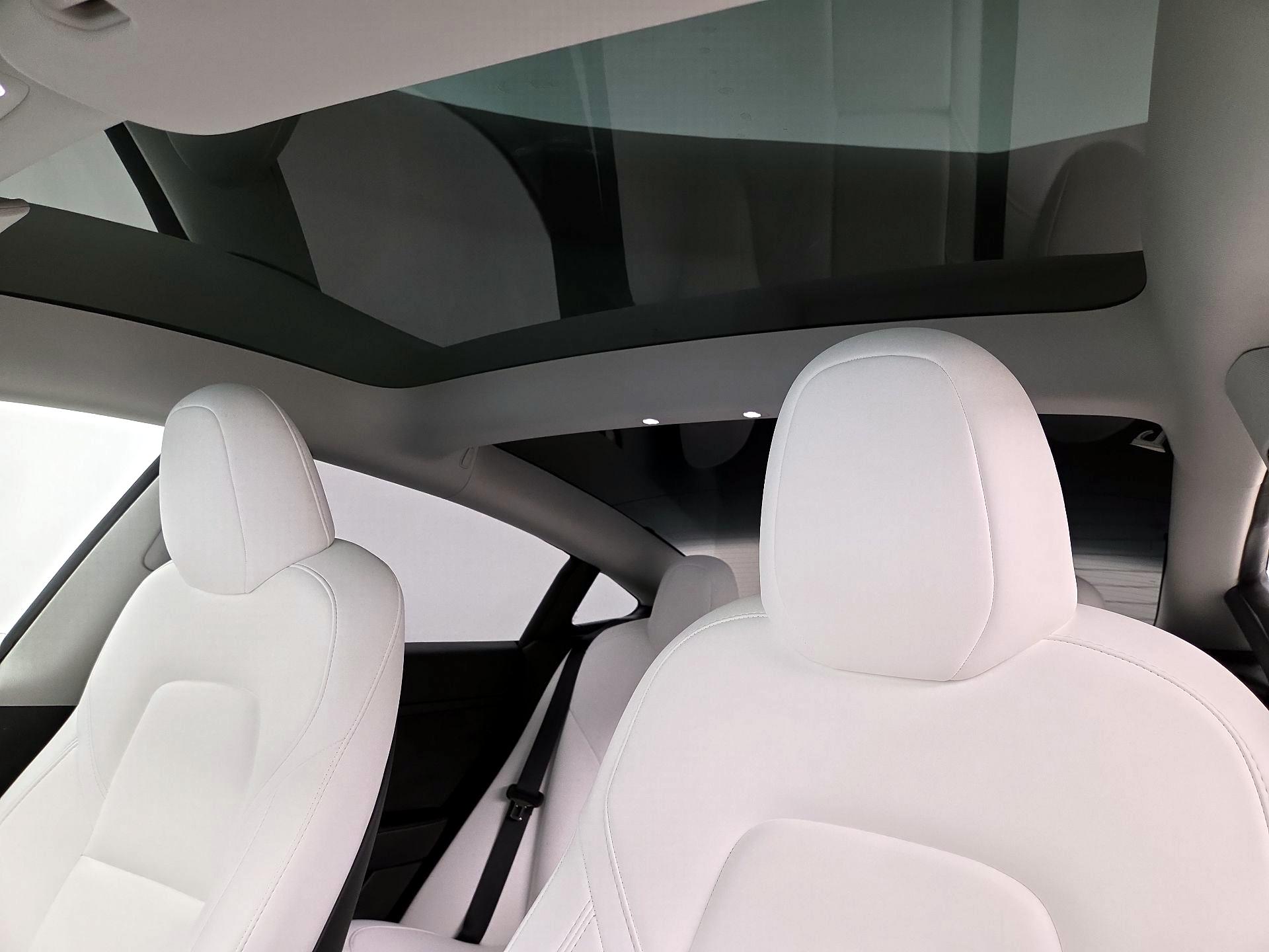 Thumbnail: 2023 Tesla Model 3 - 18