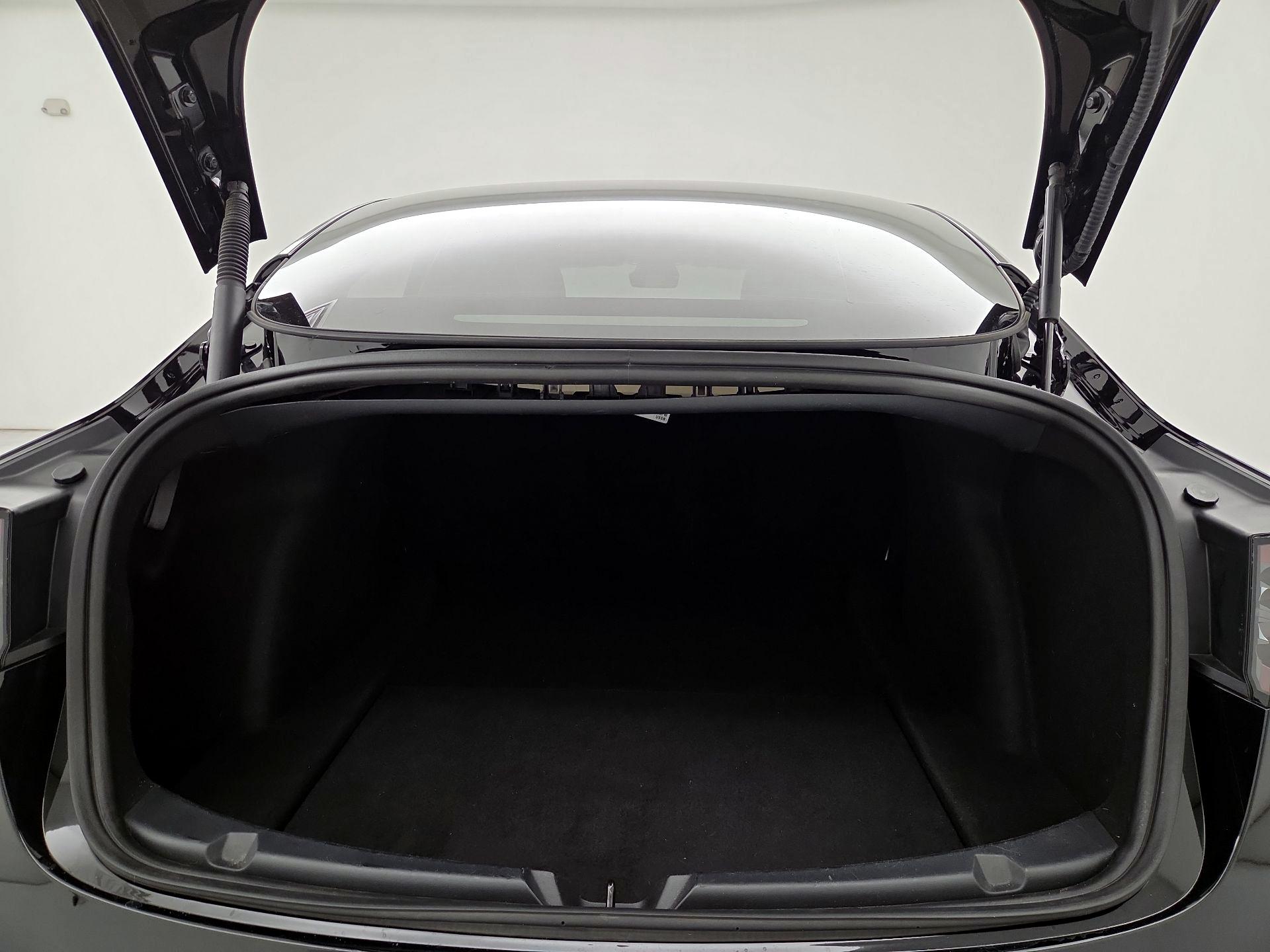 Thumbnail: 2023 Tesla Model 3 - 20