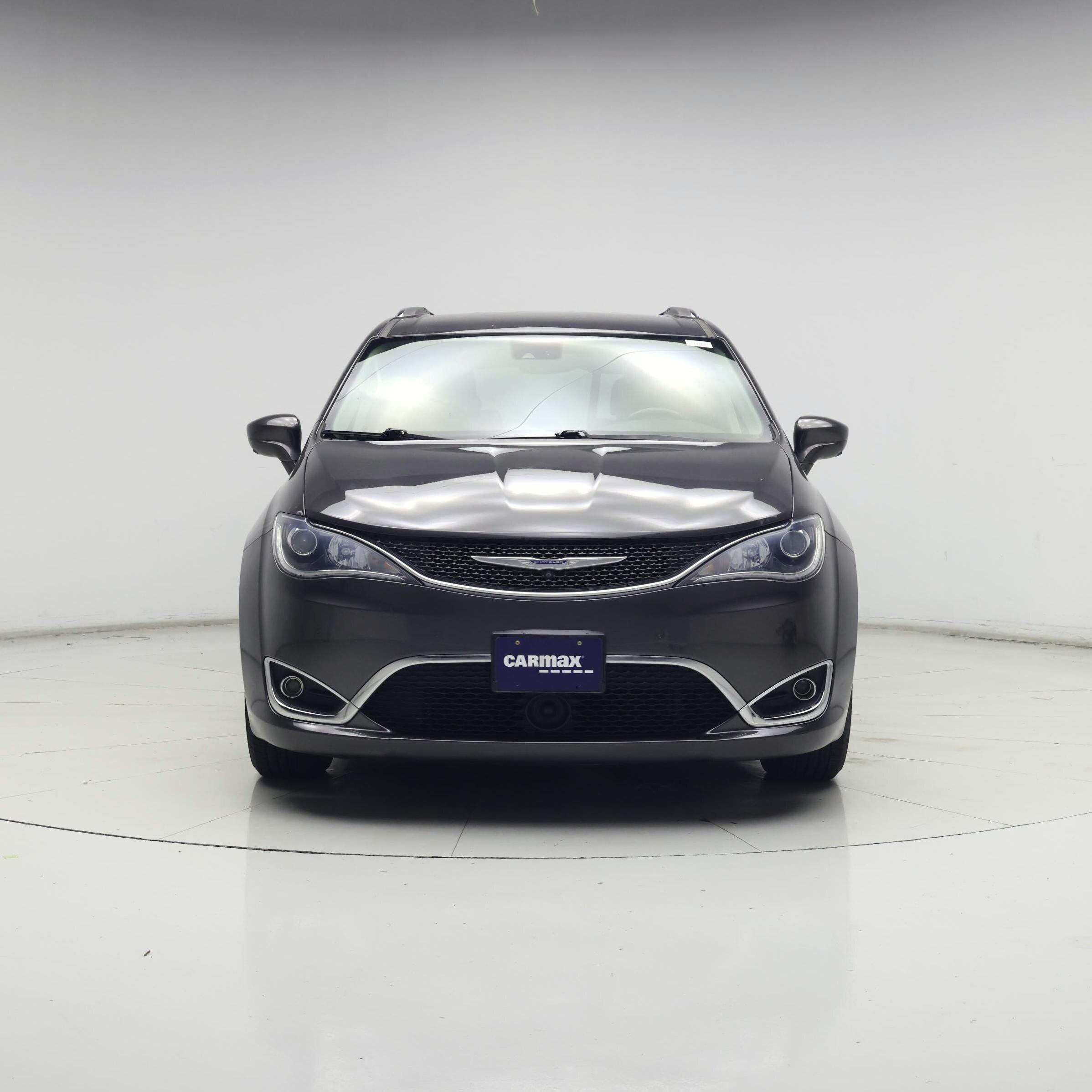 Thumbnail: 2019 Chrysler Pacifica - 5