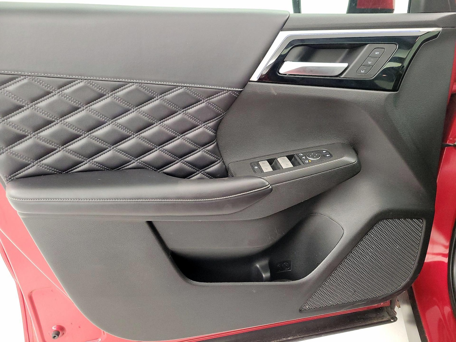 2024 Mitsubishi Outlander SEL - Photo 13