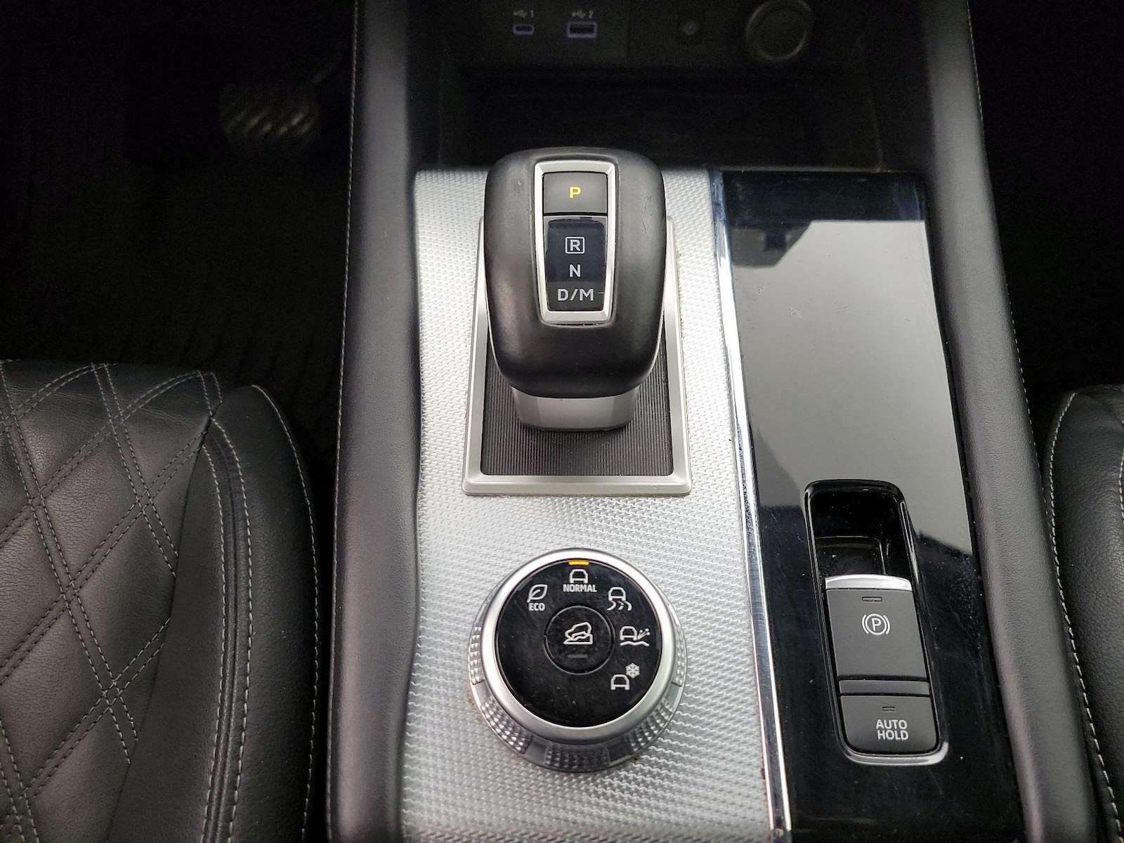 2024 Mitsubishi Outlander SEL - Photo 19