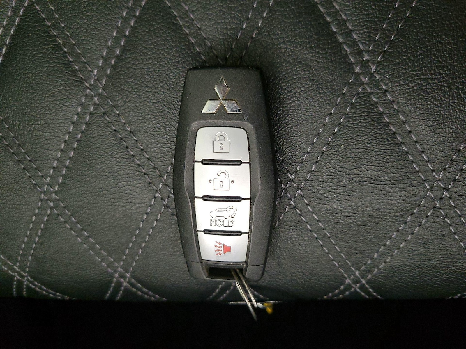 2024 Mitsubishi Outlander SEL - Photo 28