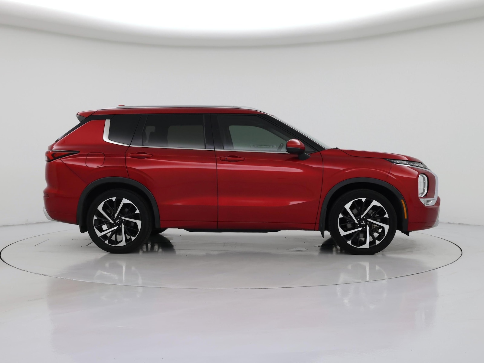 2024 Mitsubishi Outlander SEL - Photo 8