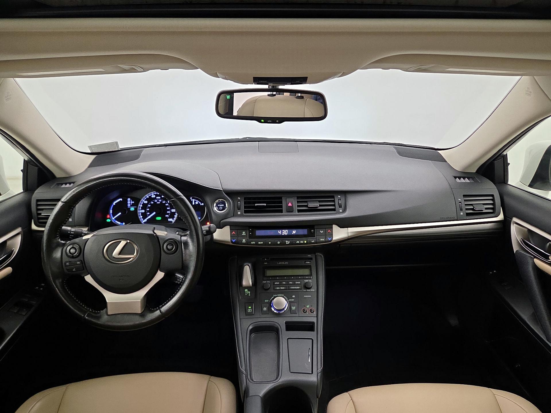 Thumbnail: 2016 Lexus CT - 9