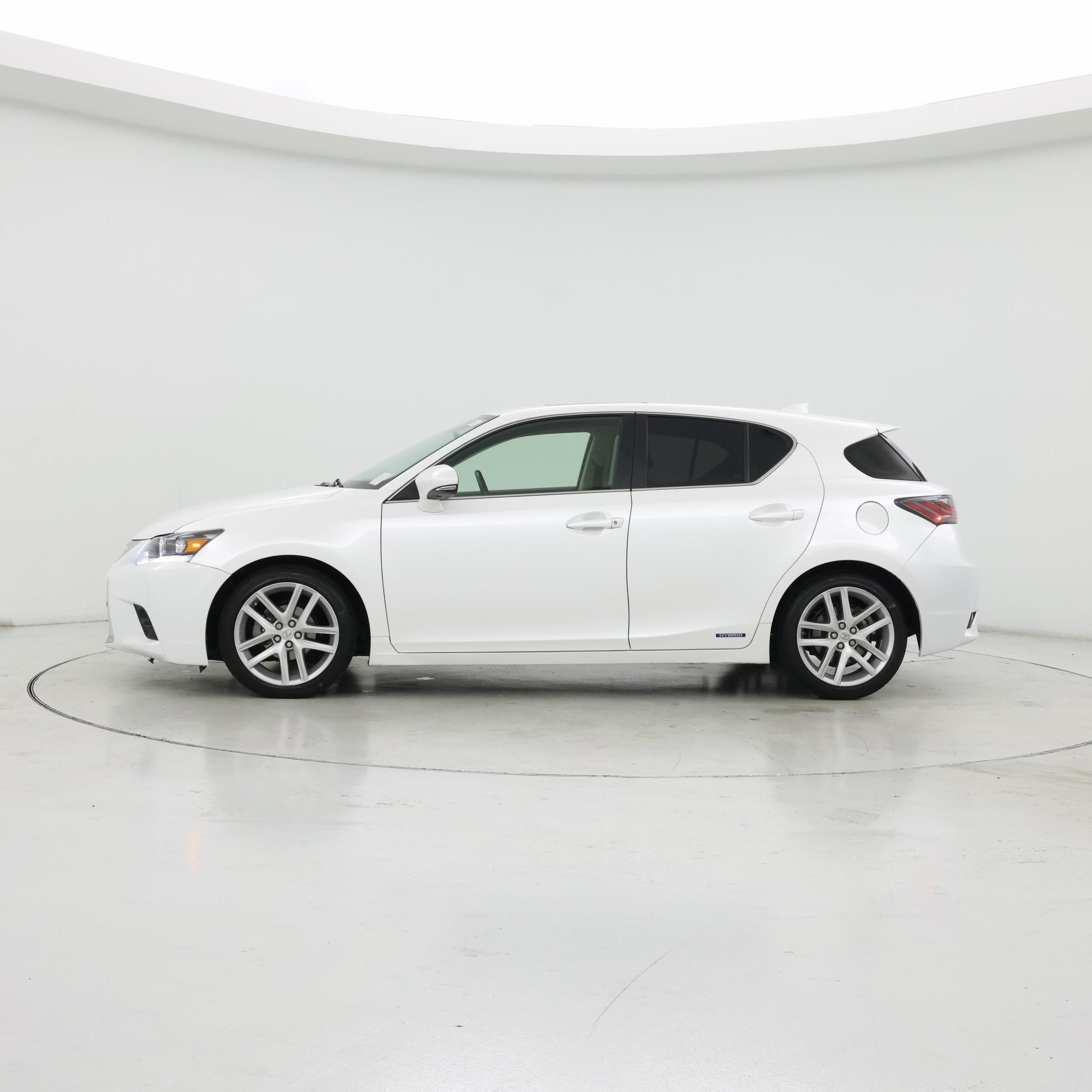 Thumbnail: 2016 Lexus CT - 3