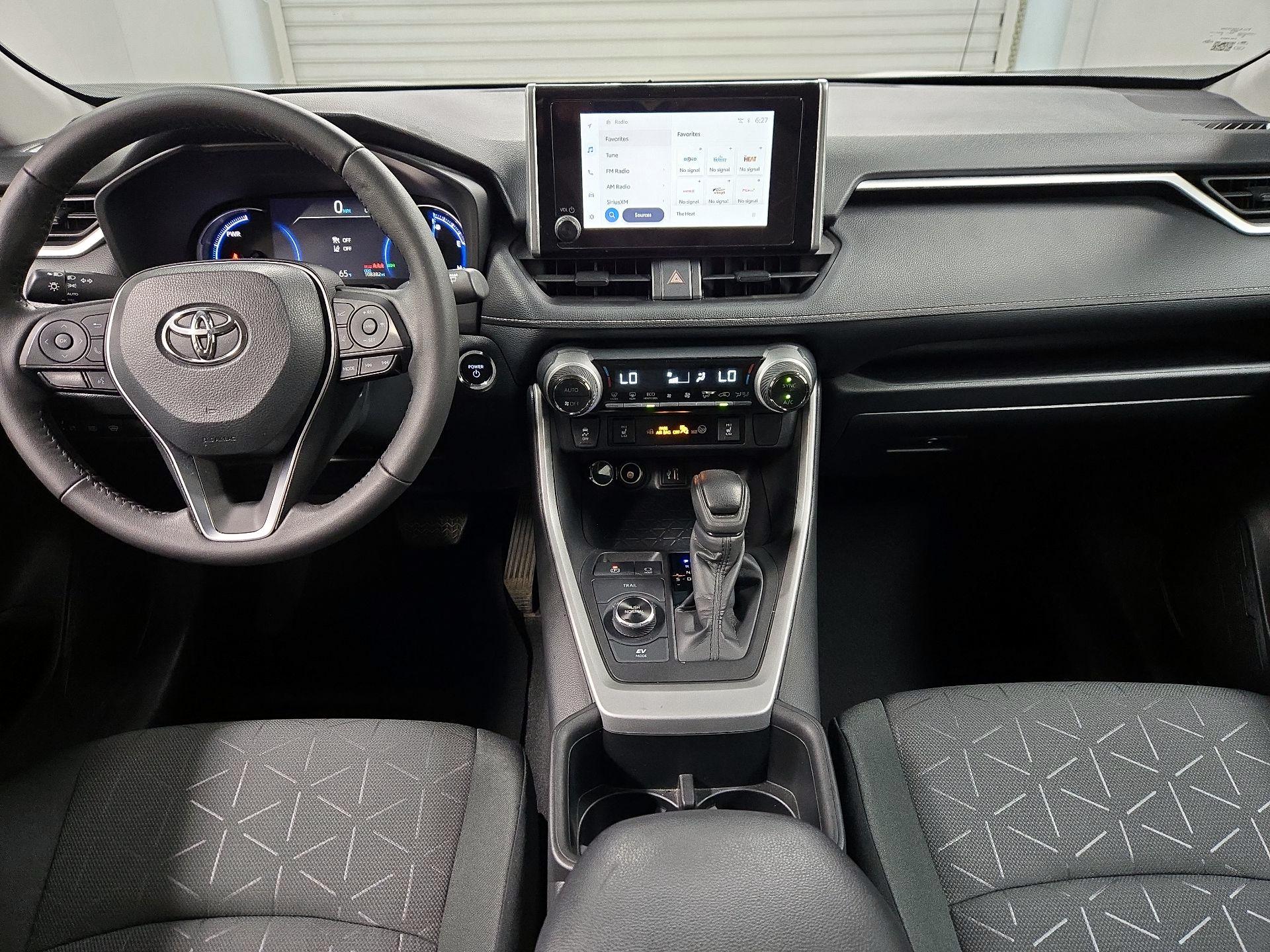 Thumbnail: 2024 Toyota RAV4 - 9