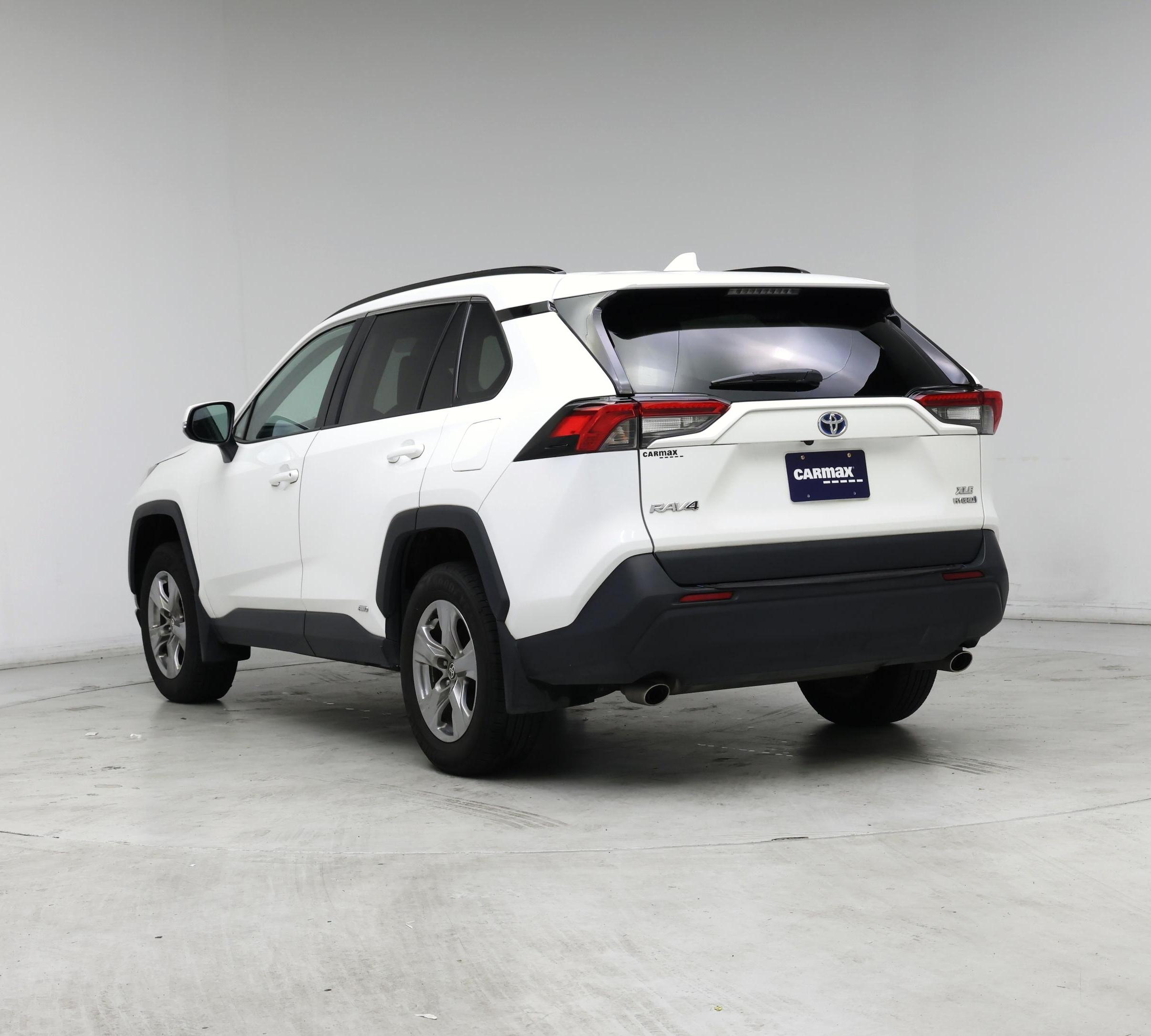 Thumbnail: 2024 Toyota RAV4 - 2