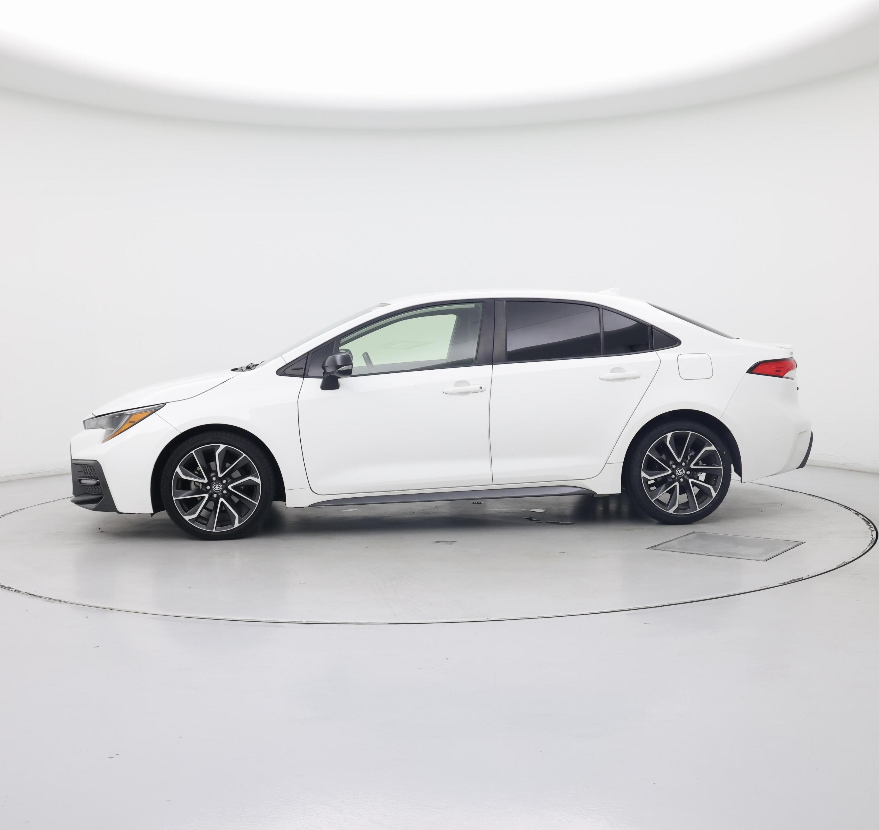 Thumbnail: 2022 Toyota Corolla - 3
