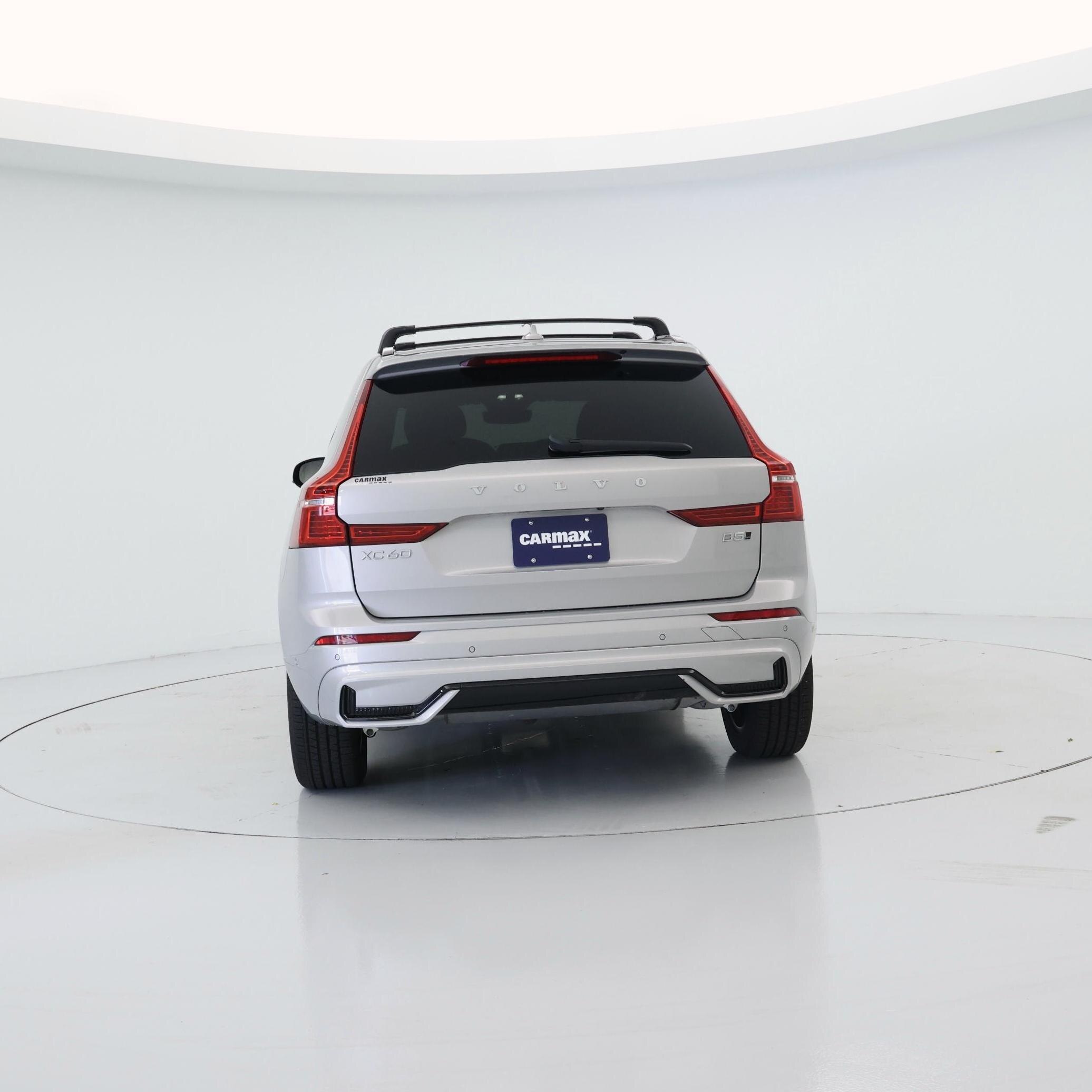 Thumbnail: 2025 Volvo XC60 - 6