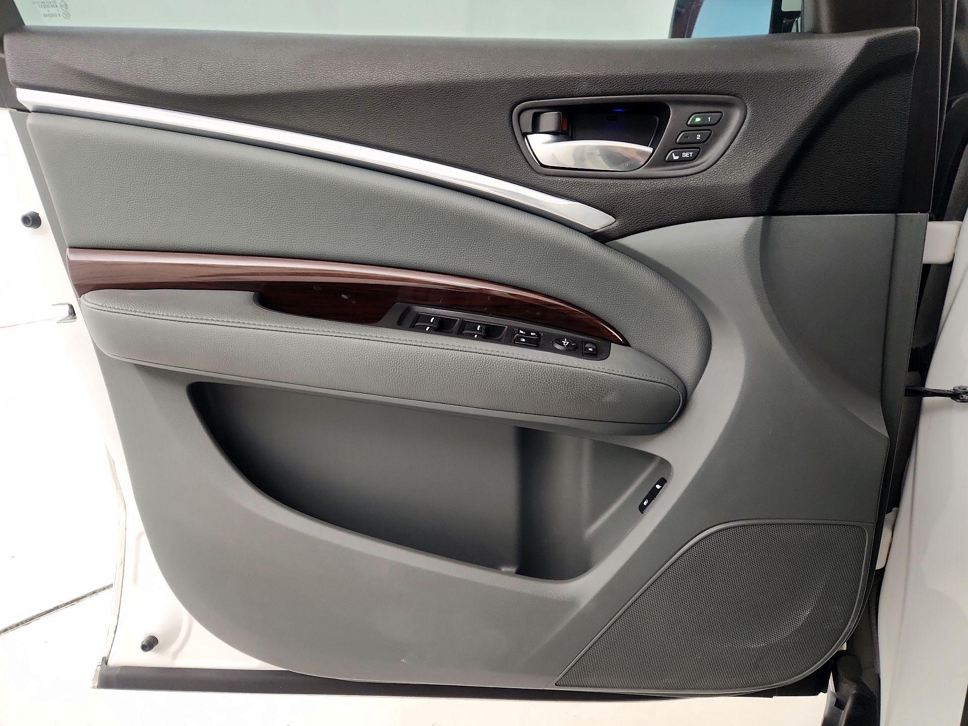 Thumbnail: 2014 Acura MDX - 12