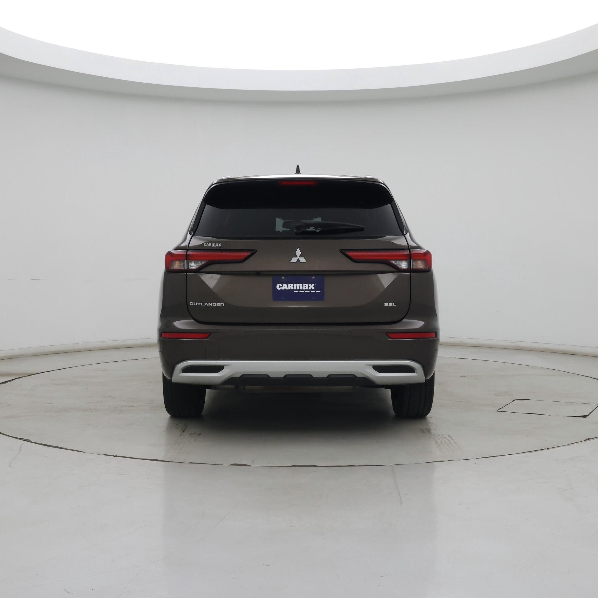 Thumbnail: 2022 Mitsubishi Outlander - 8