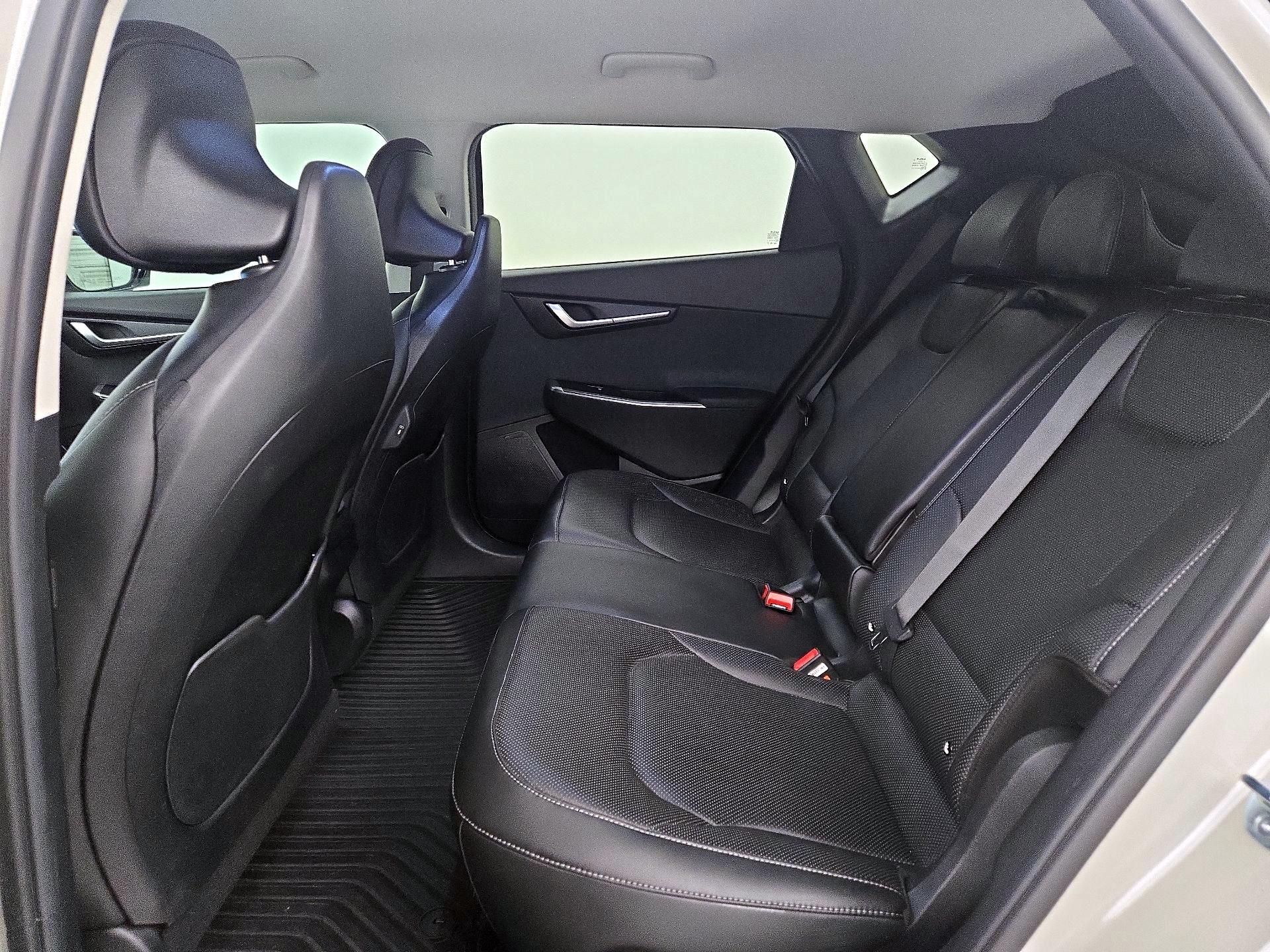 Thumbnail: 2023 Kia EV6 - 20