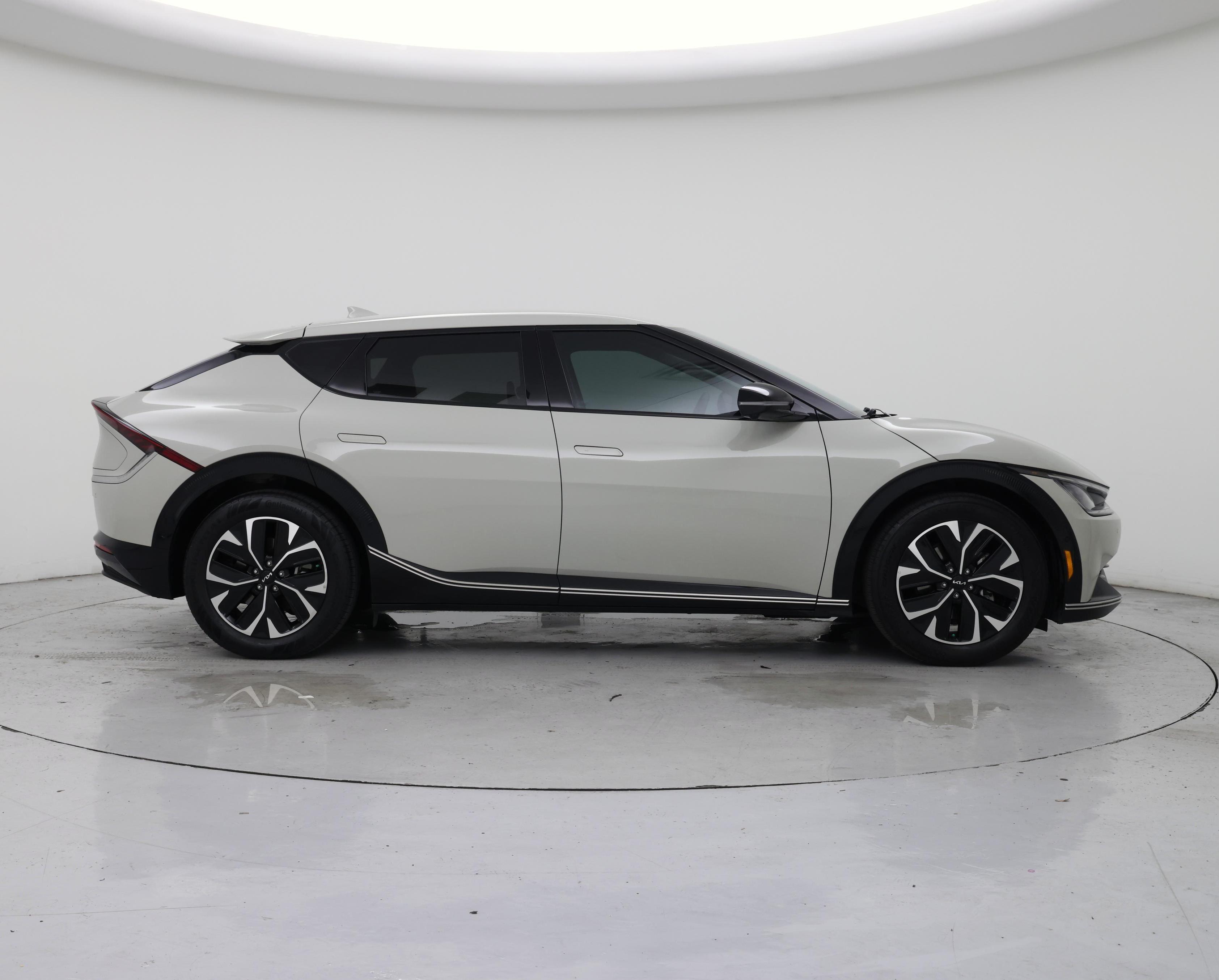 Thumbnail: 2023 Kia EV6 - 7