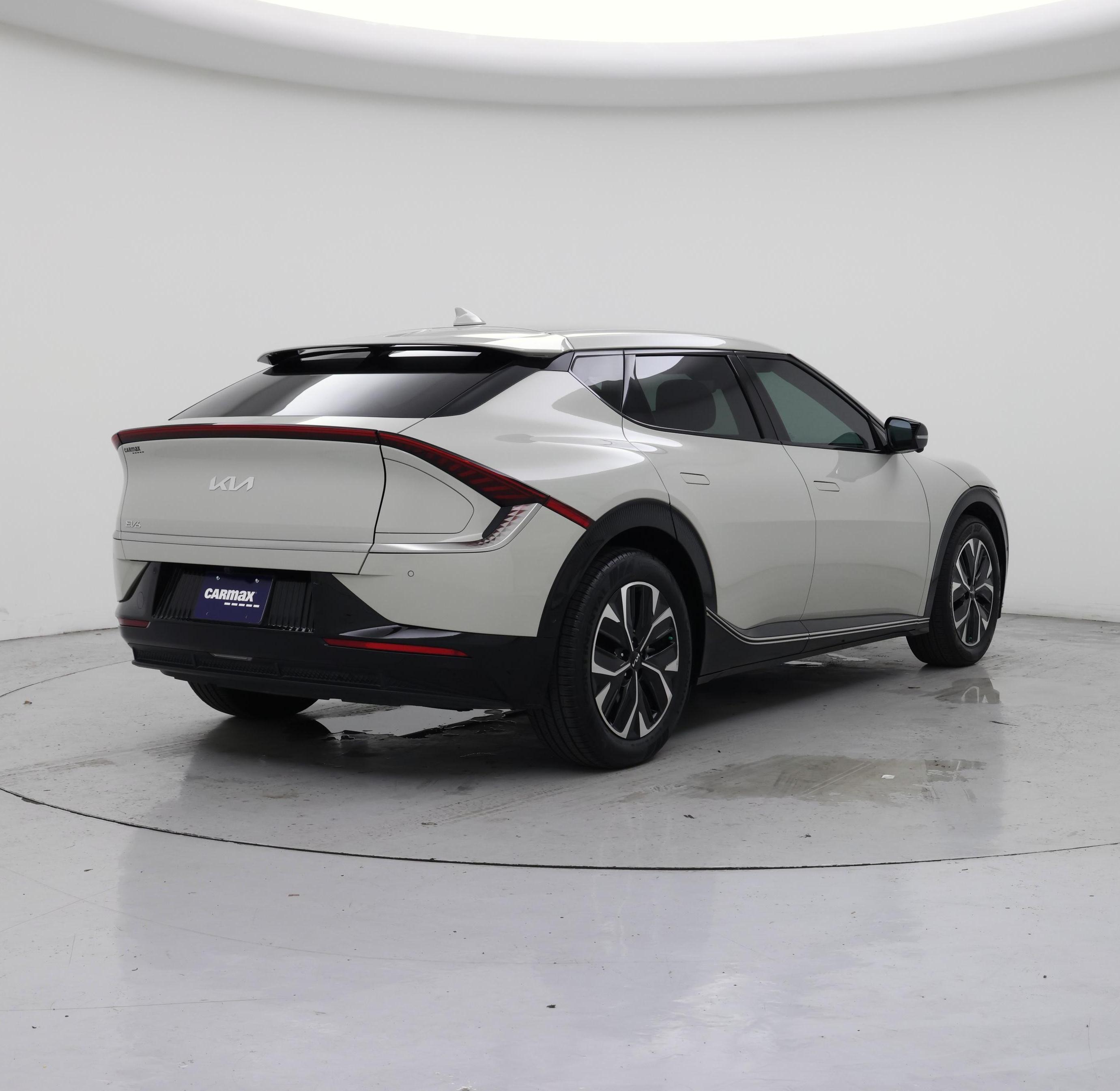 Thumbnail: 2023 Kia EV6 - 8