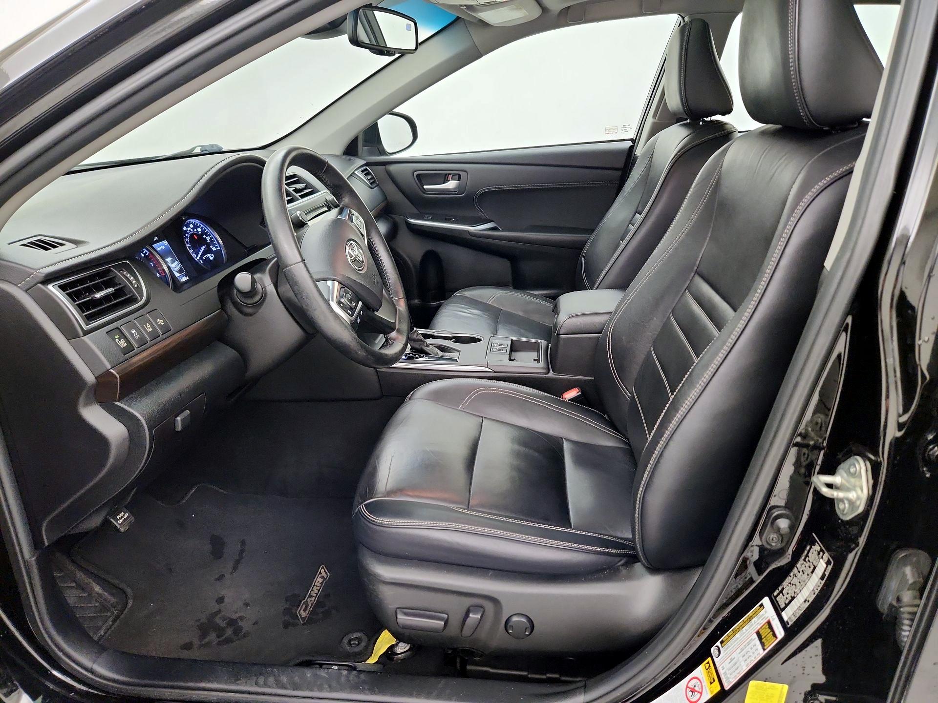 Thumbnail: 2015 Toyota Camry - 11