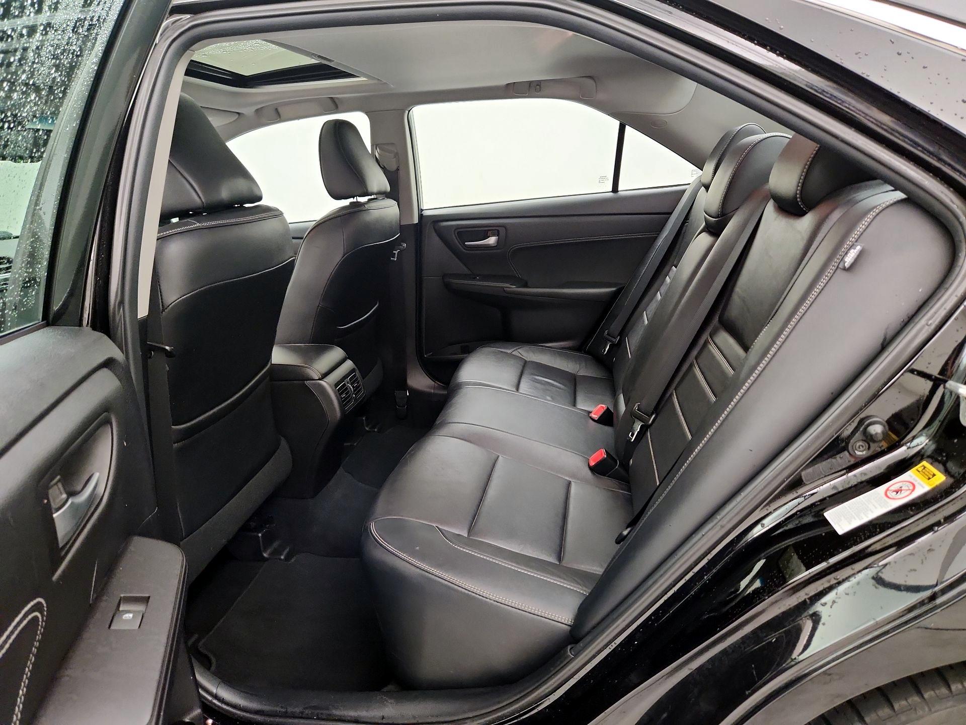 Thumbnail: 2015 Toyota Camry - 20