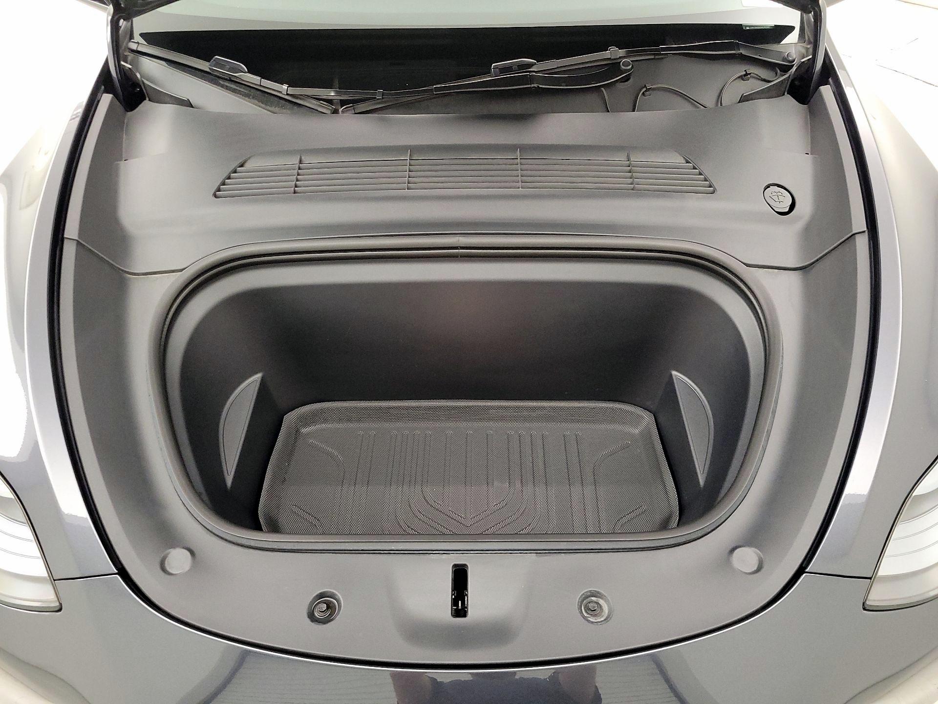Thumbnail: 2025 Tesla Model Y - 20
