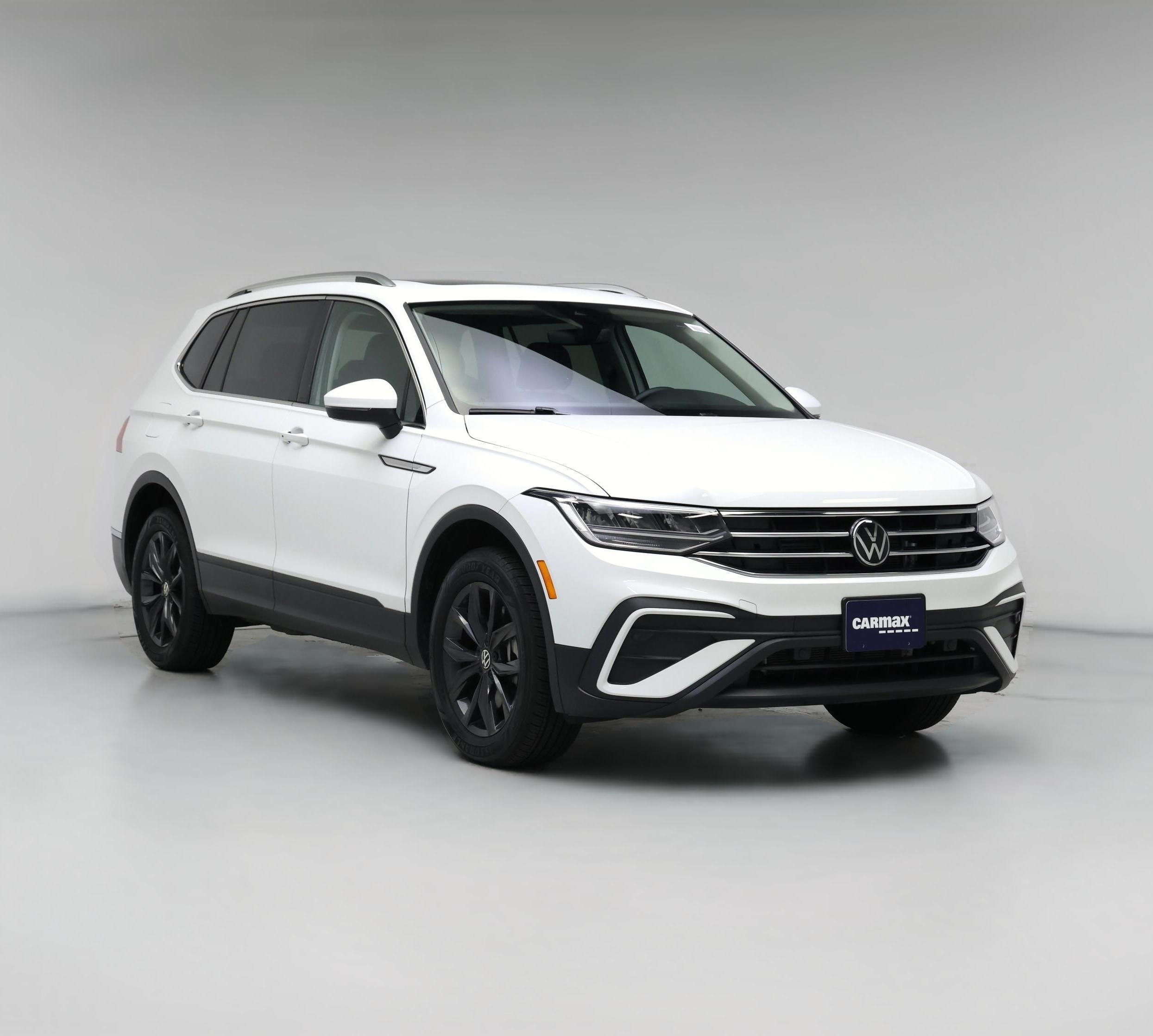 Thumbnail: 2024 Volkswagen Tiguan - 1