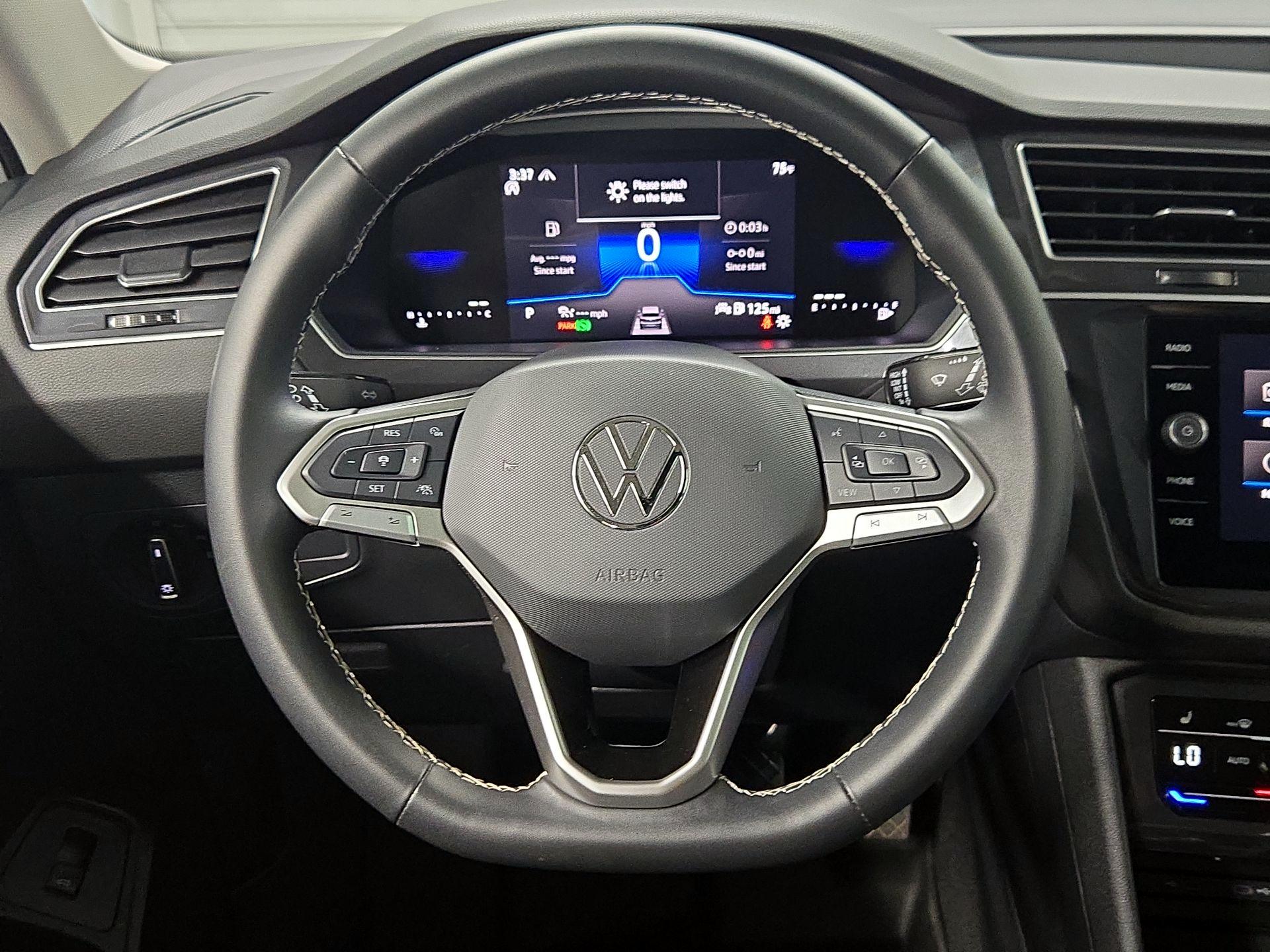 Thumbnail: 2024 Volkswagen Tiguan - 10