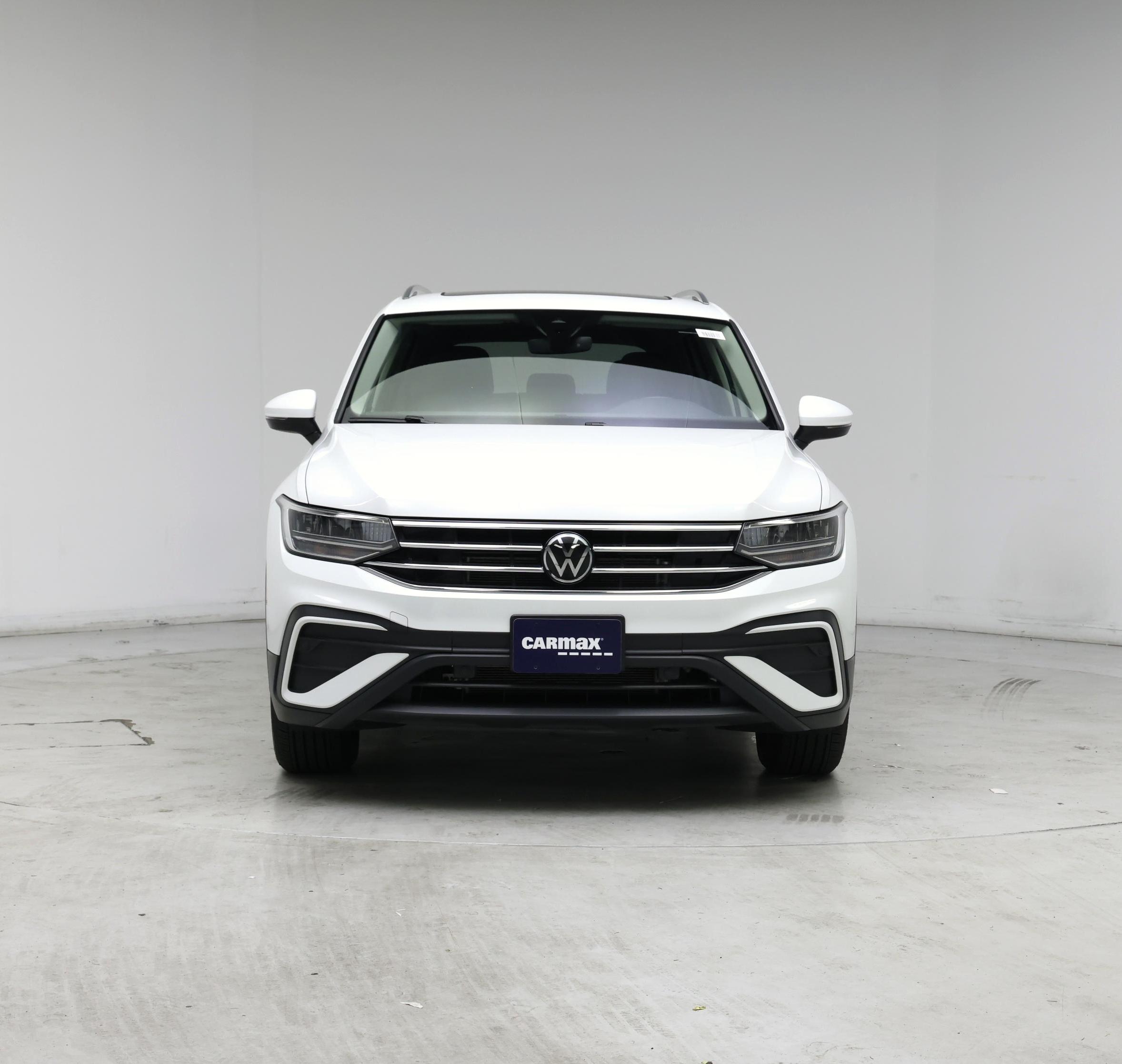 Thumbnail: 2024 Volkswagen Tiguan - 5