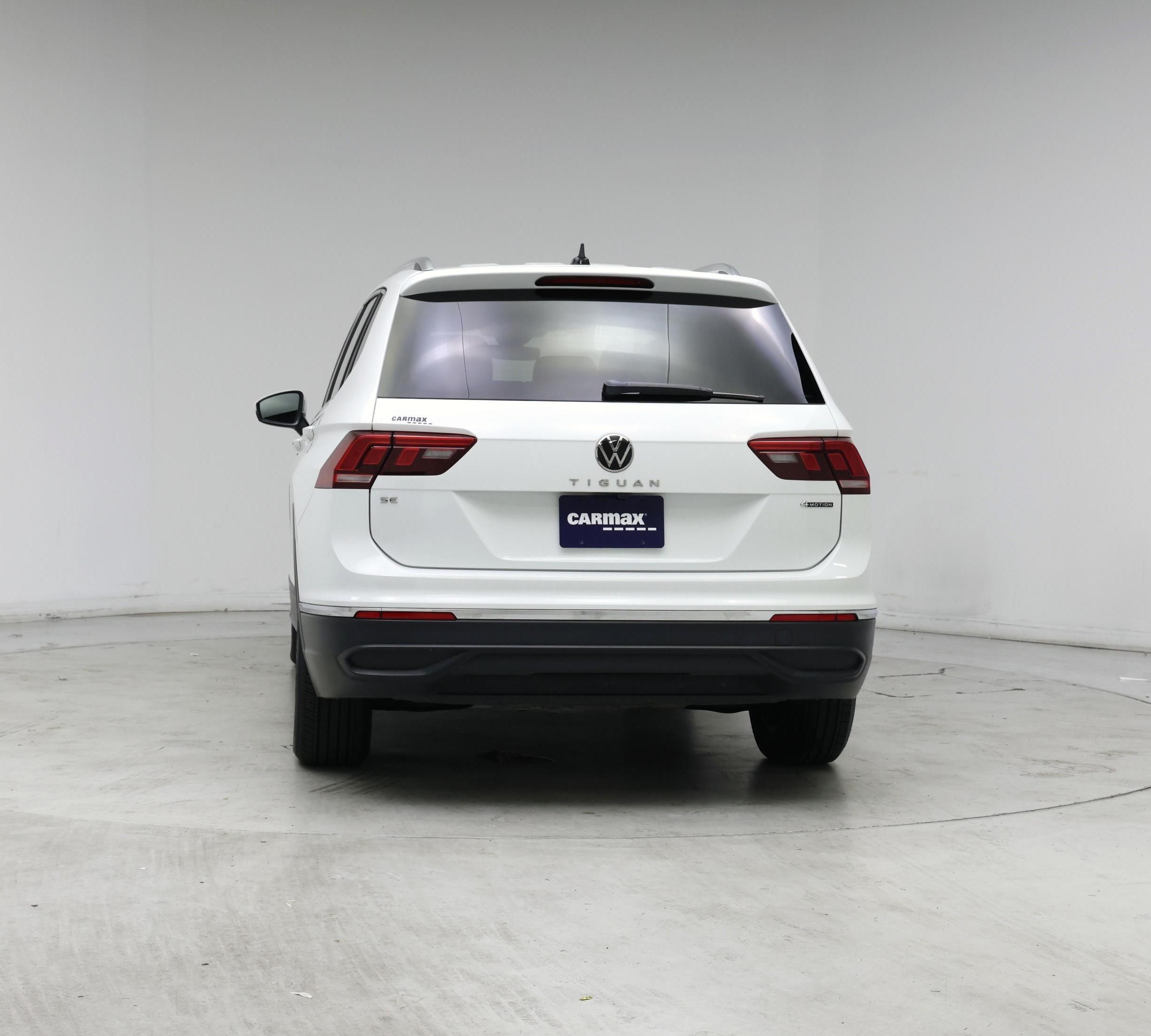 Thumbnail: 2024 Volkswagen Tiguan - 6