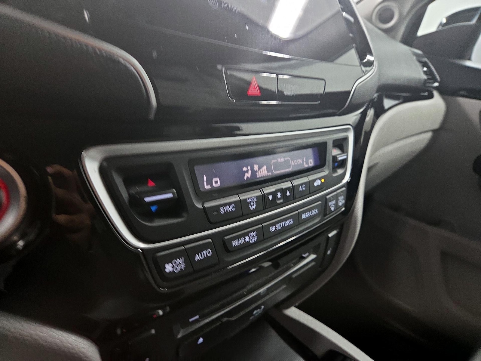 2019 Honda Pilot Touring - Photo 15
