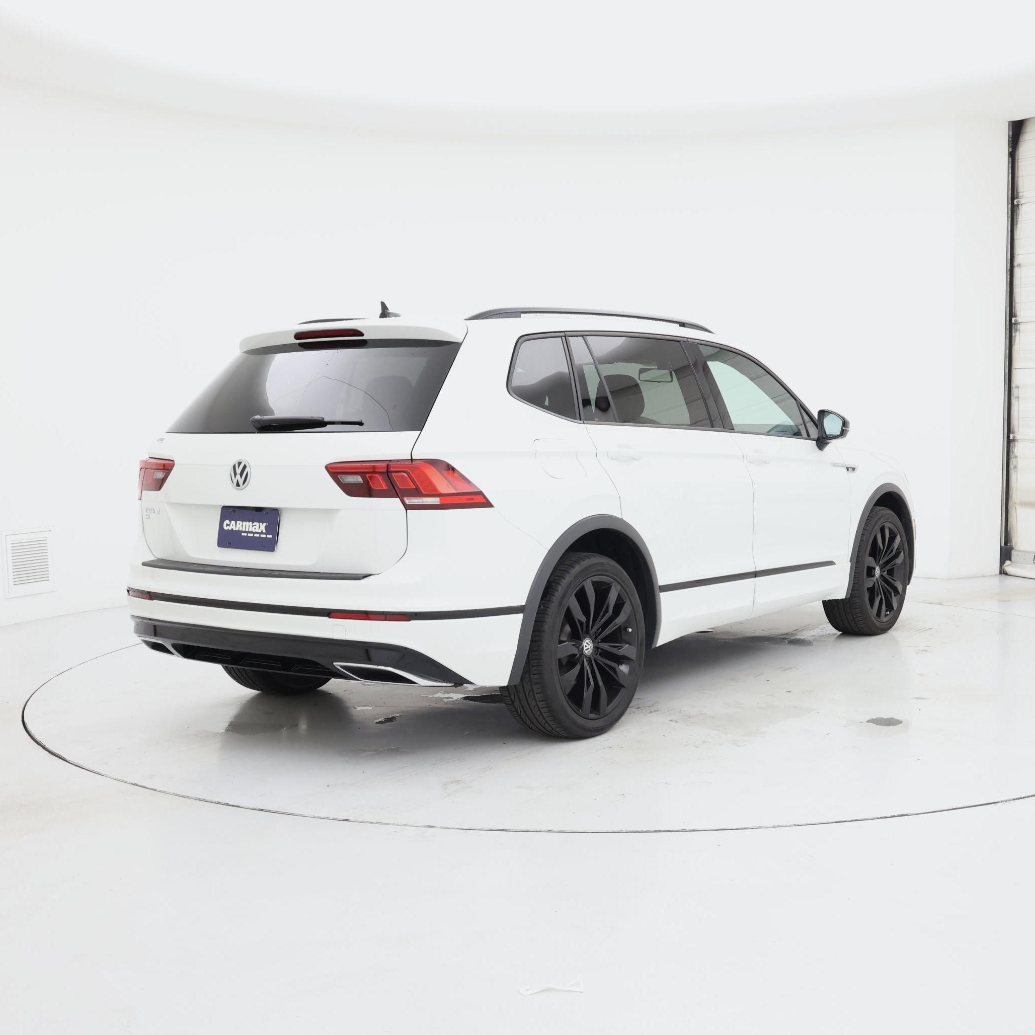 Thumbnail: 2020 Volkswagen Tiguan - 8
