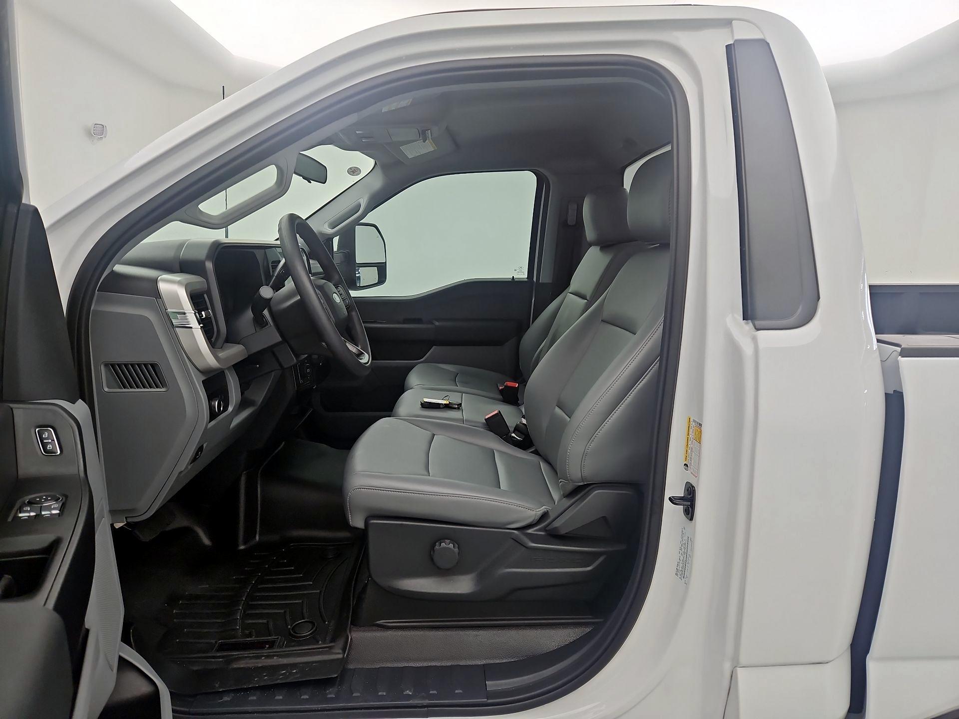 Thumbnail: 2025 Ford F-350 - 11