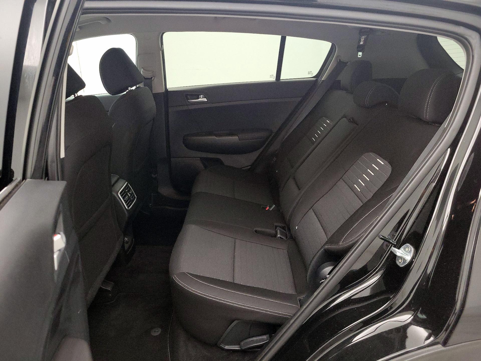 Thumbnail: 2020 Kia Sportage - 19