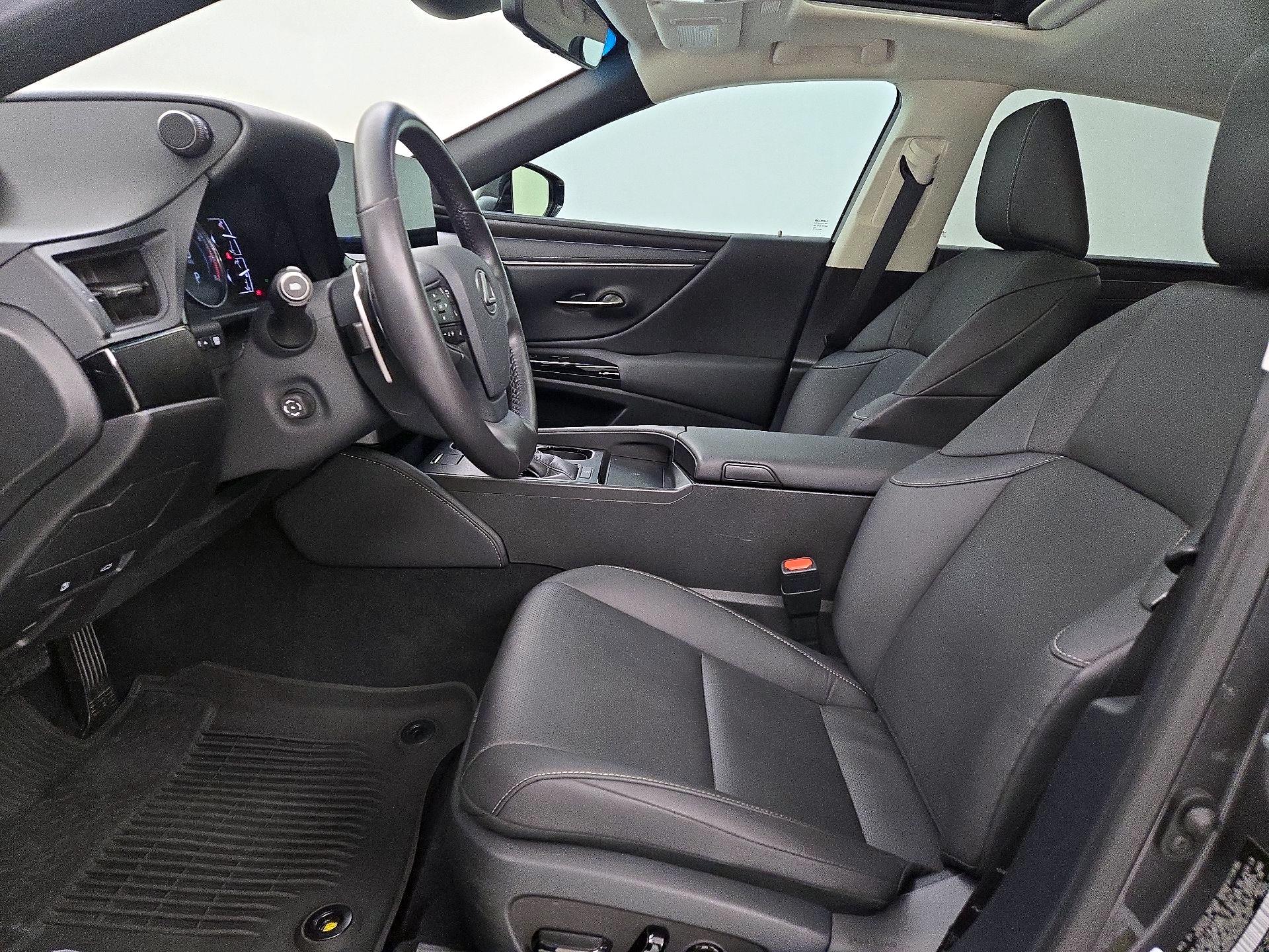 Thumbnail: 2024 Lexus ES - 11