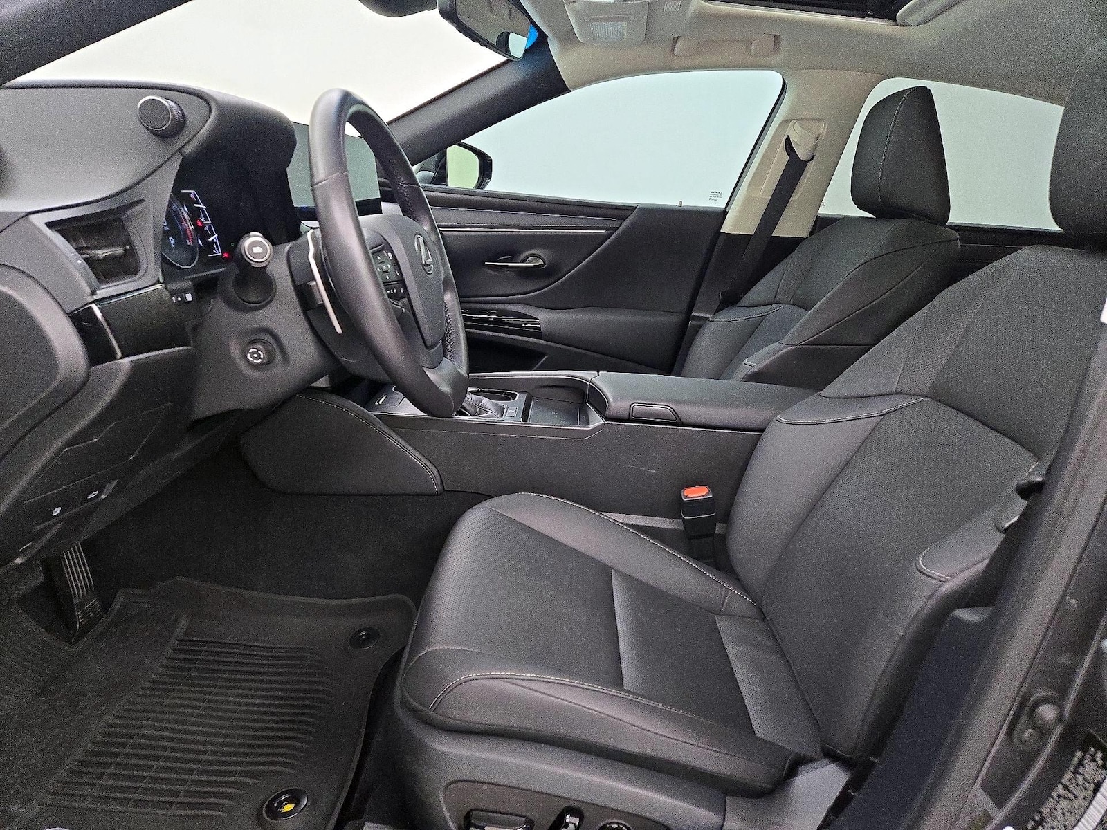 2024 Lexus ES 350 - Photo 12