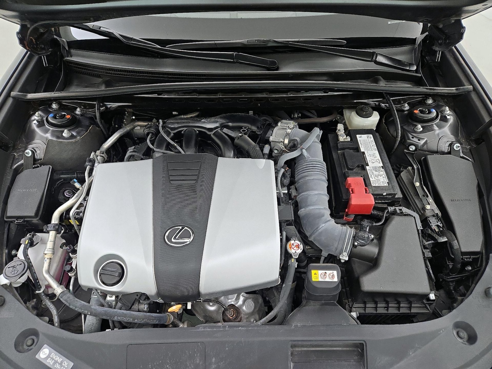 2024 Lexus ES 350 - Photo 22