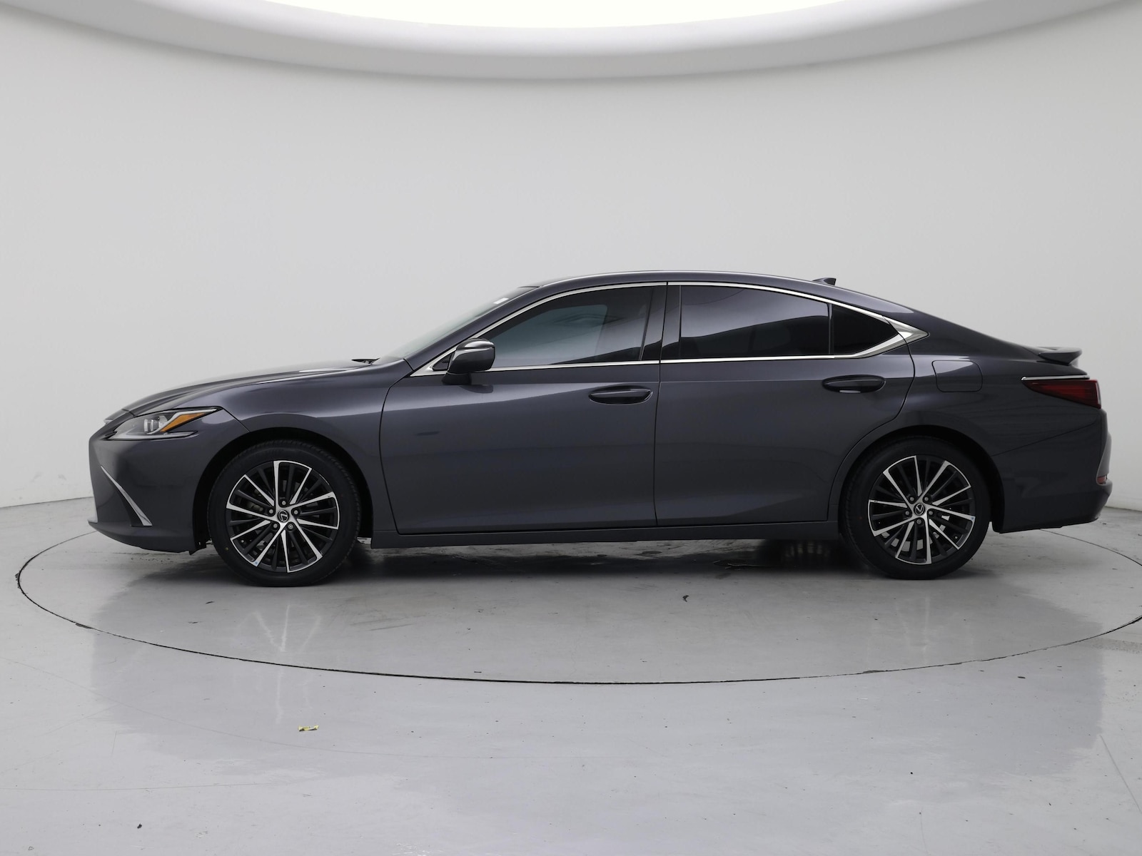 2024 Lexus ES 350 - Photo 4
