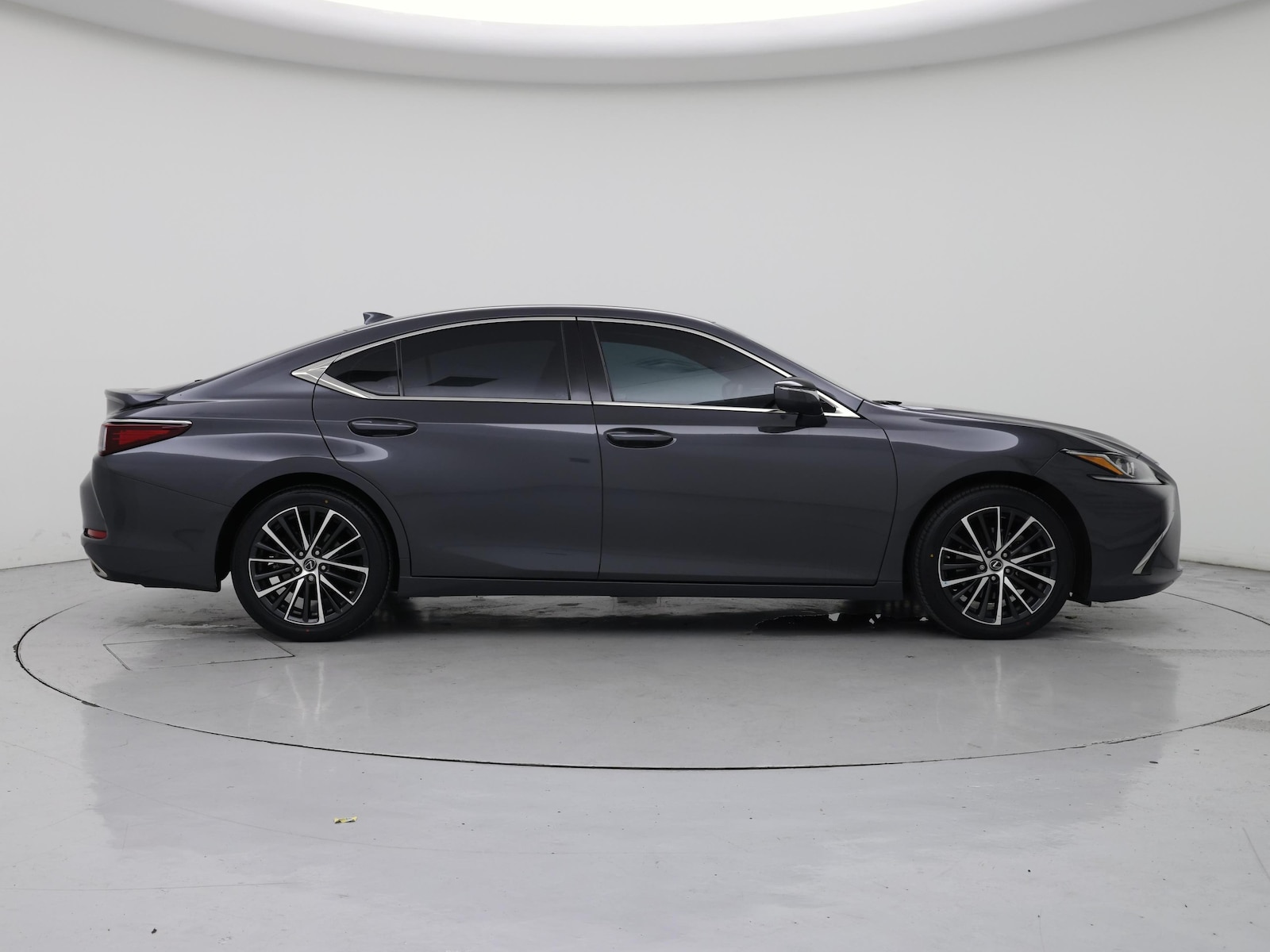 2024 Lexus ES 350 - Photo 8