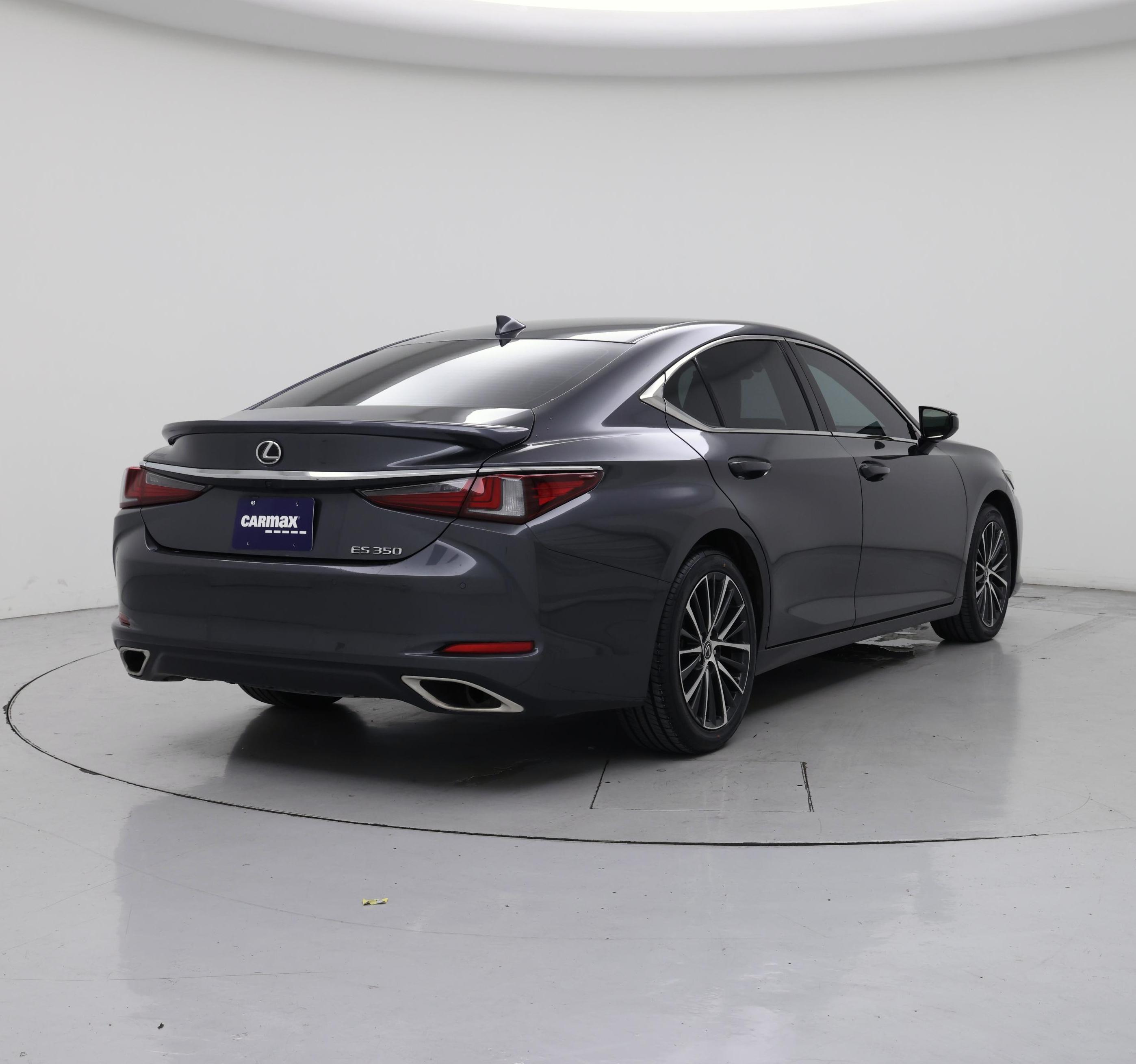 Thumbnail: 2024 Lexus ES - 8