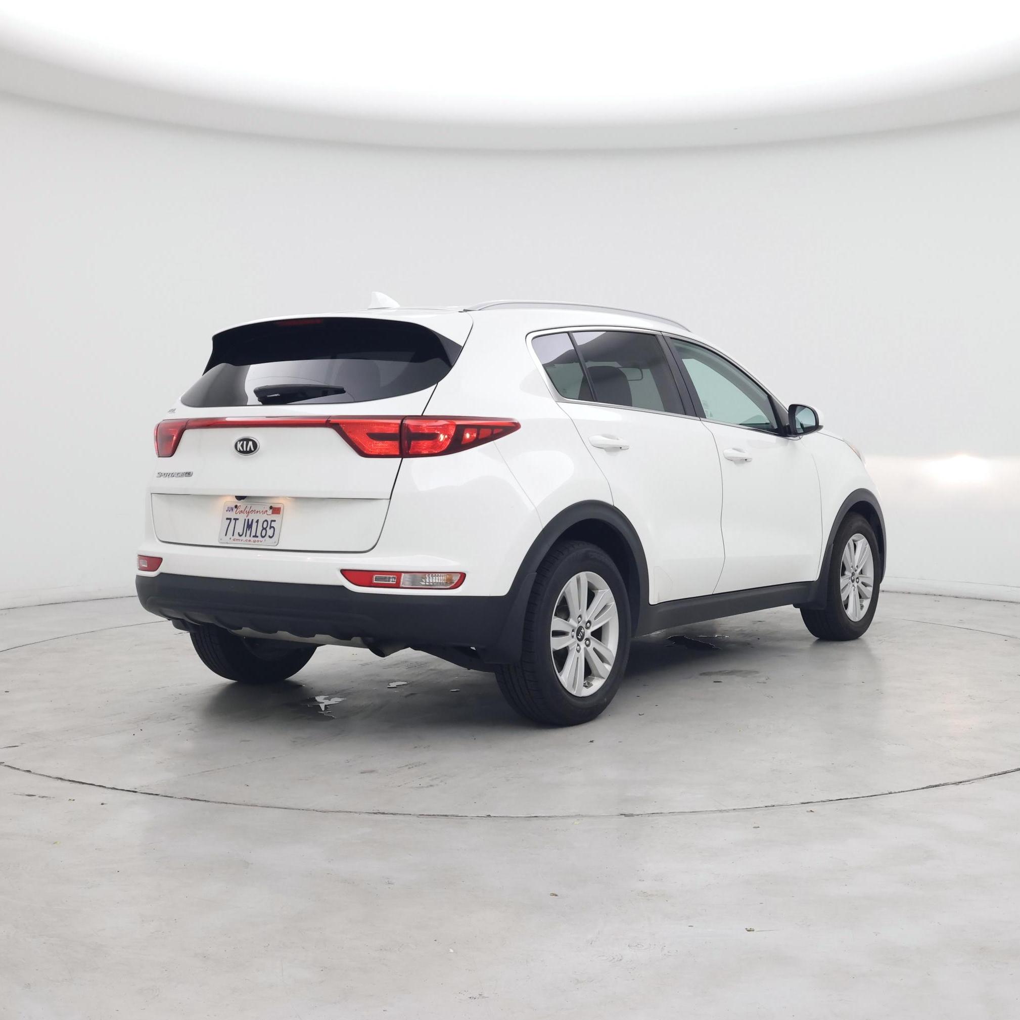 Thumbnail: 2017 Kia Sportage - 8