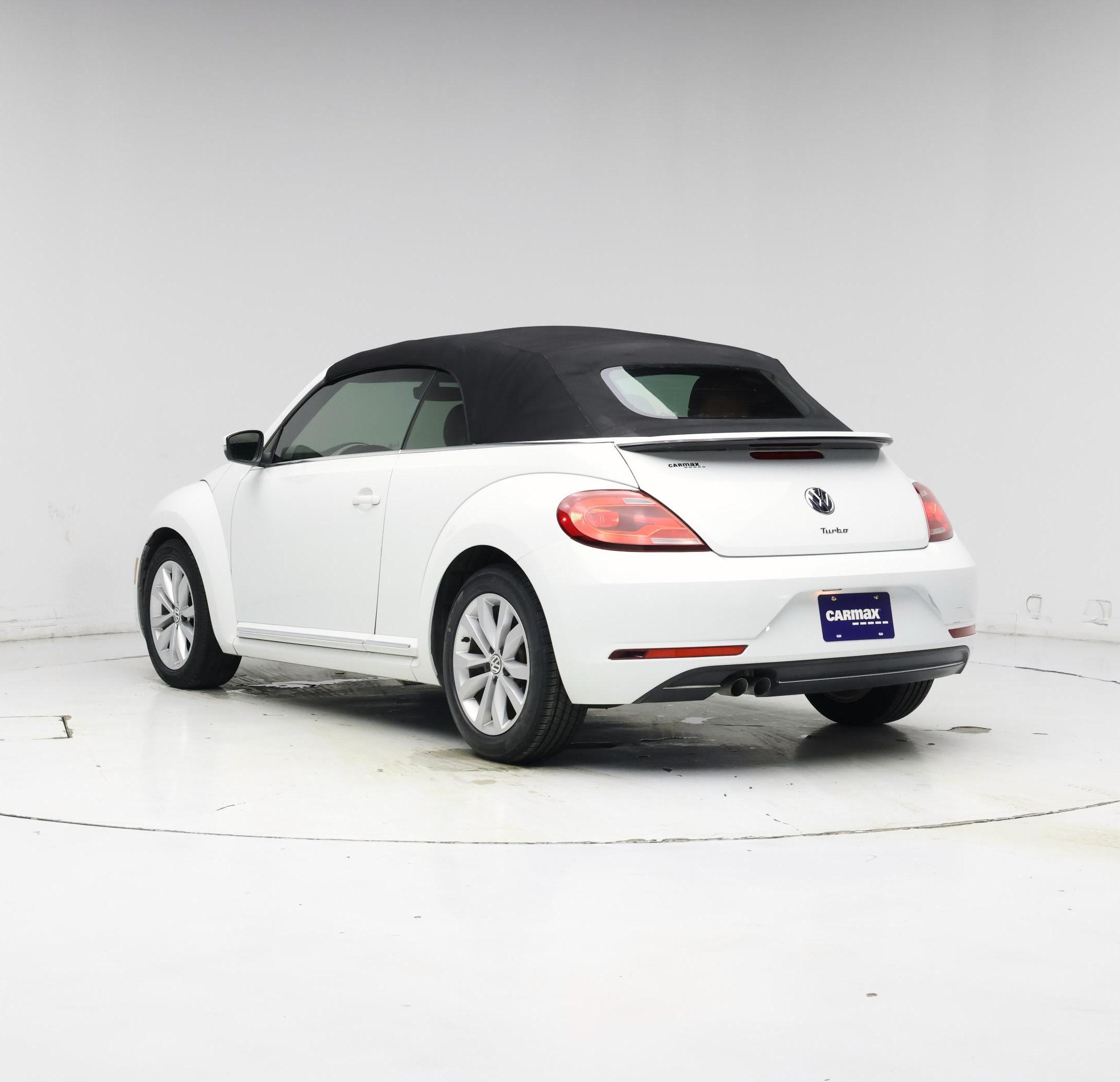 Thumbnail: 2017 Volkswagen Beetle - 2