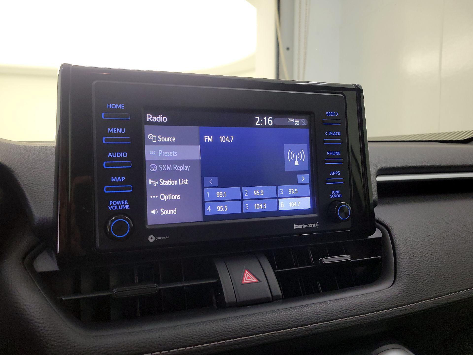 Thumbnail: 2021 Toyota RAV4 - 15