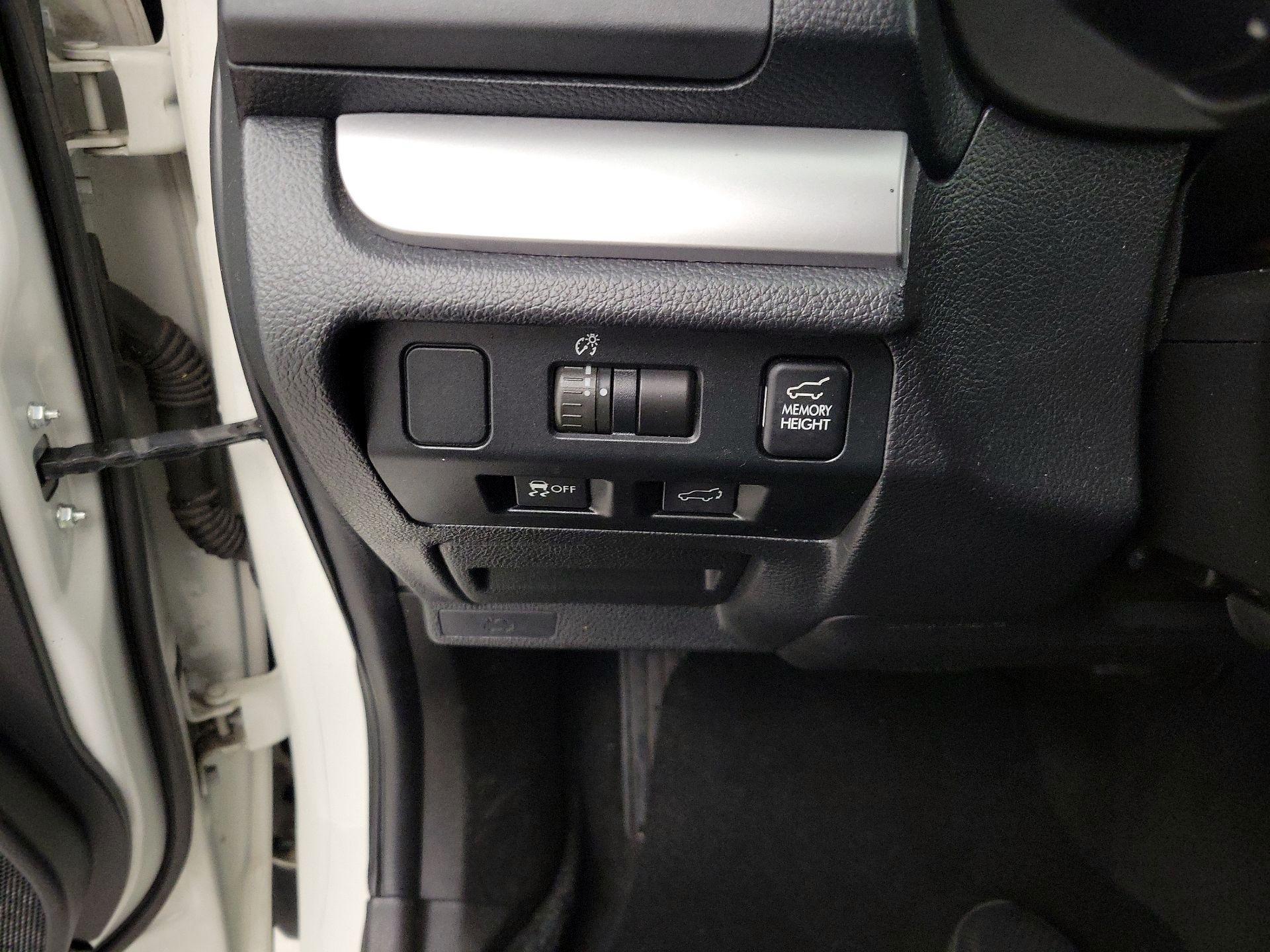 Thumbnail: 2015 Subaru Forester - 13