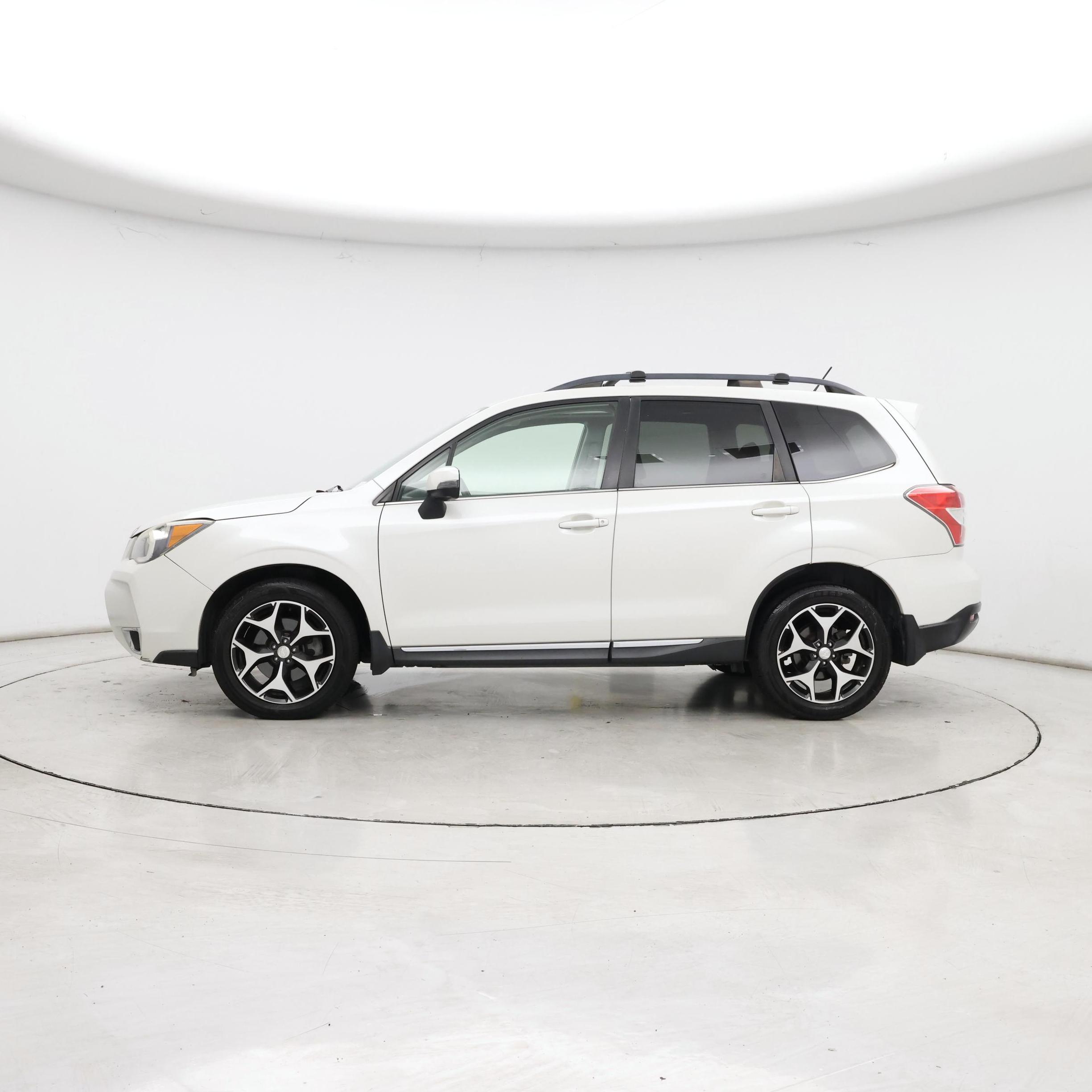 Thumbnail: 2015 Subaru Forester - 3