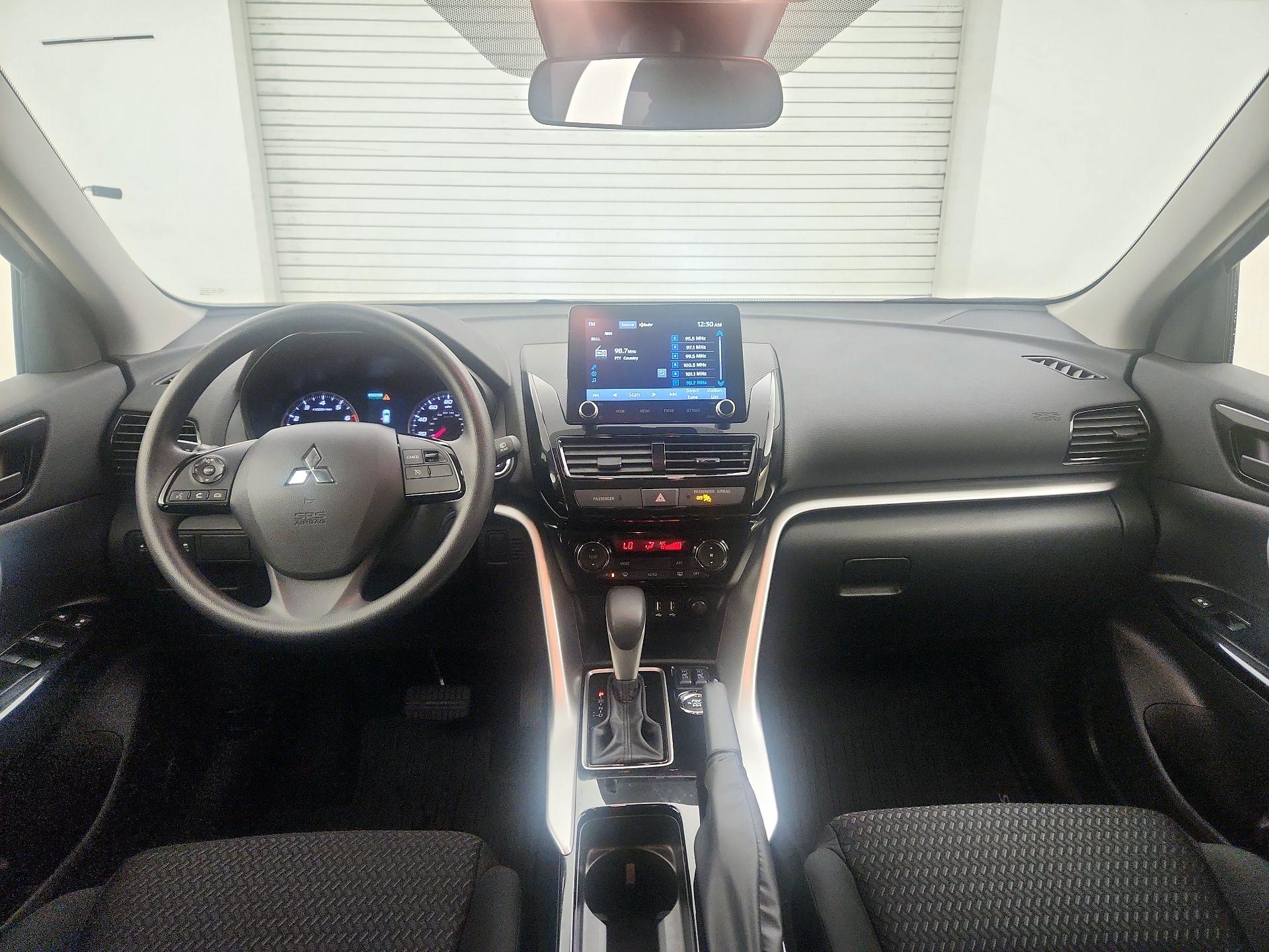 Thumbnail: 2024 Mitsubishi Eclipse Cross - 9