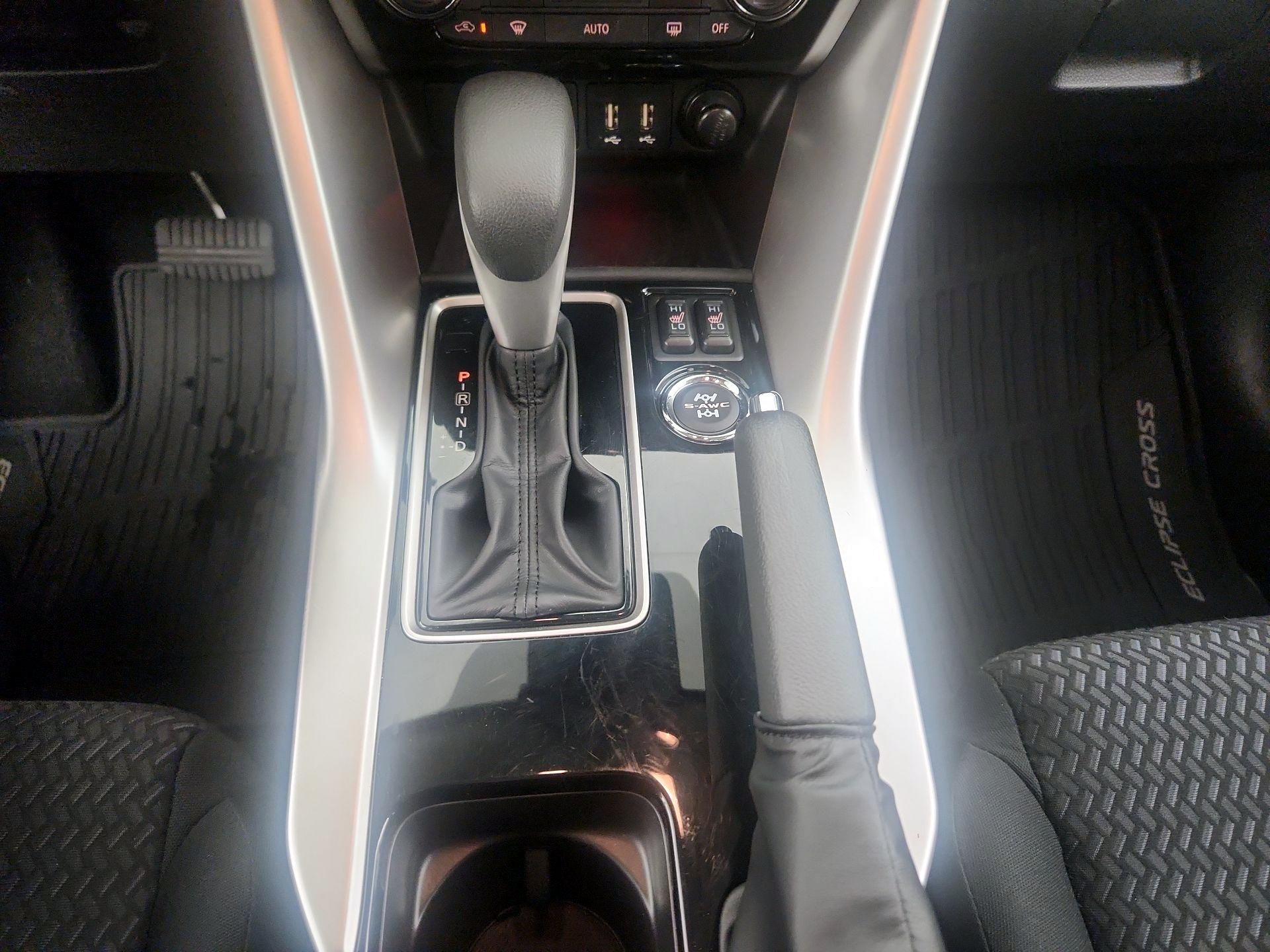 Thumbnail: 2024 Mitsubishi Eclipse Cross - 17