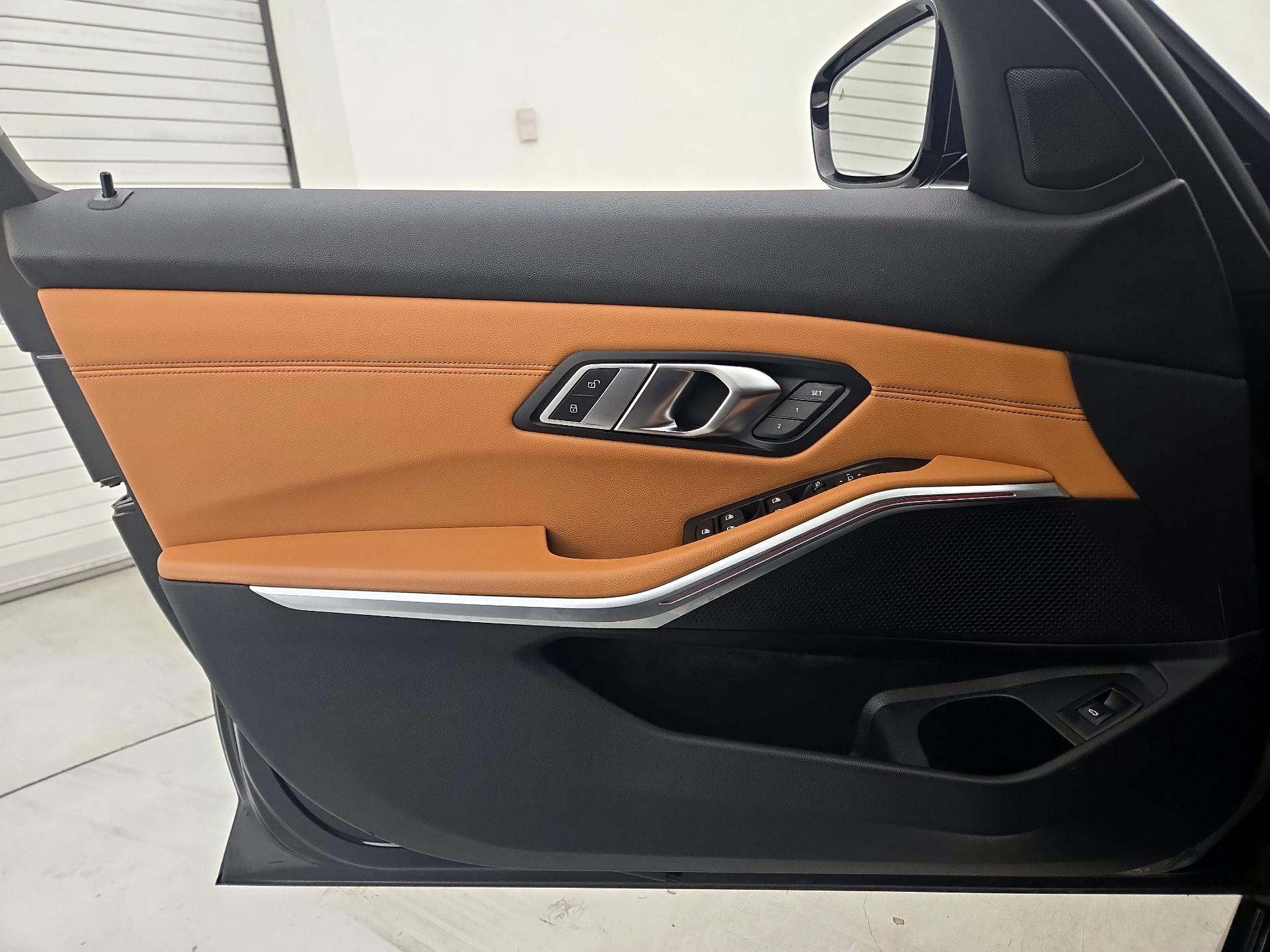 Thumbnail: 2019 BMW 3 Series - 12